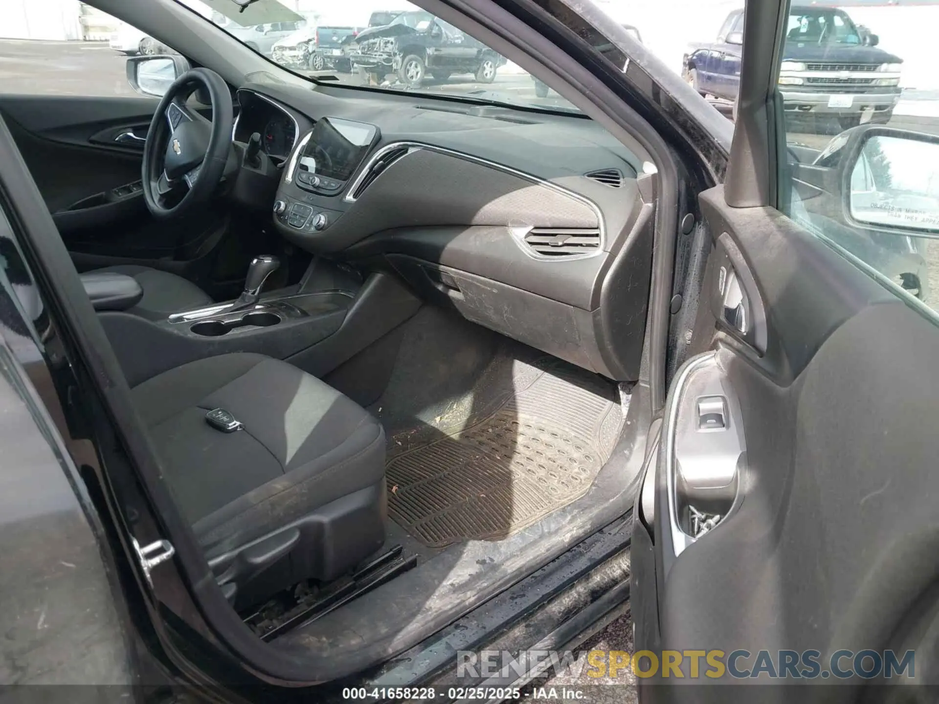 5 fotografías del automóvil dañado 1G1ZD5ST3LF034993 CHEVROLET MALIBU 2020