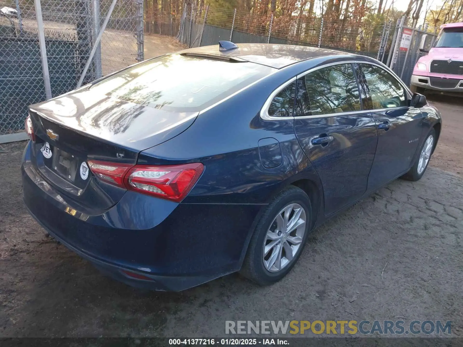 4 fotografías del automóvil dañado 1G1ZD5ST3LF035965 CHEVROLET MALIBU 2020
