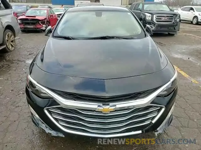 13 fotografías del automóvil dañado 1G1ZD5ST3LF038848 CHEVROLET MALIBU 2020