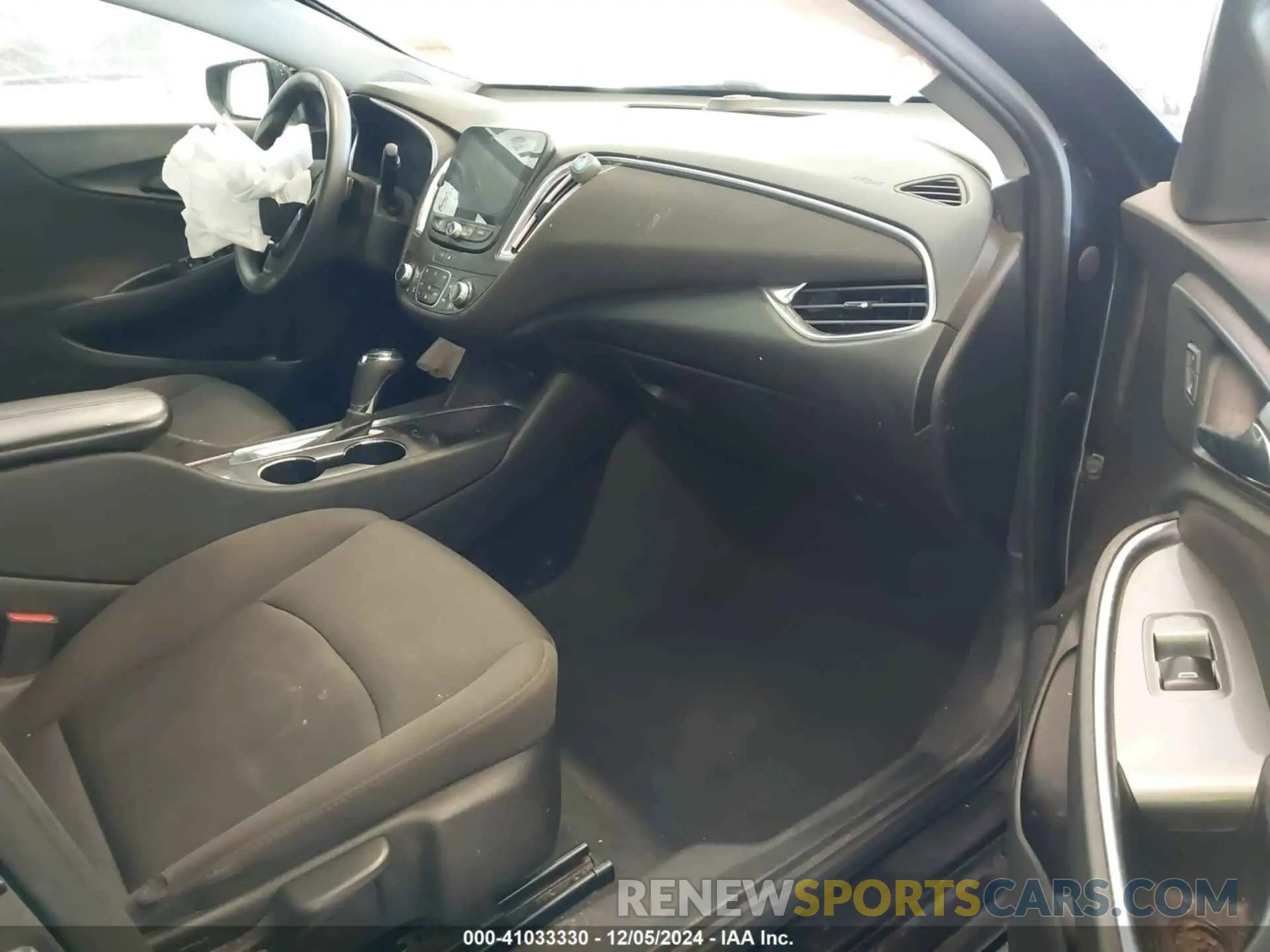 5 fotografías del automóvil dañado 1G1ZD5ST3LF056895 CHEVROLET MALIBU 2020