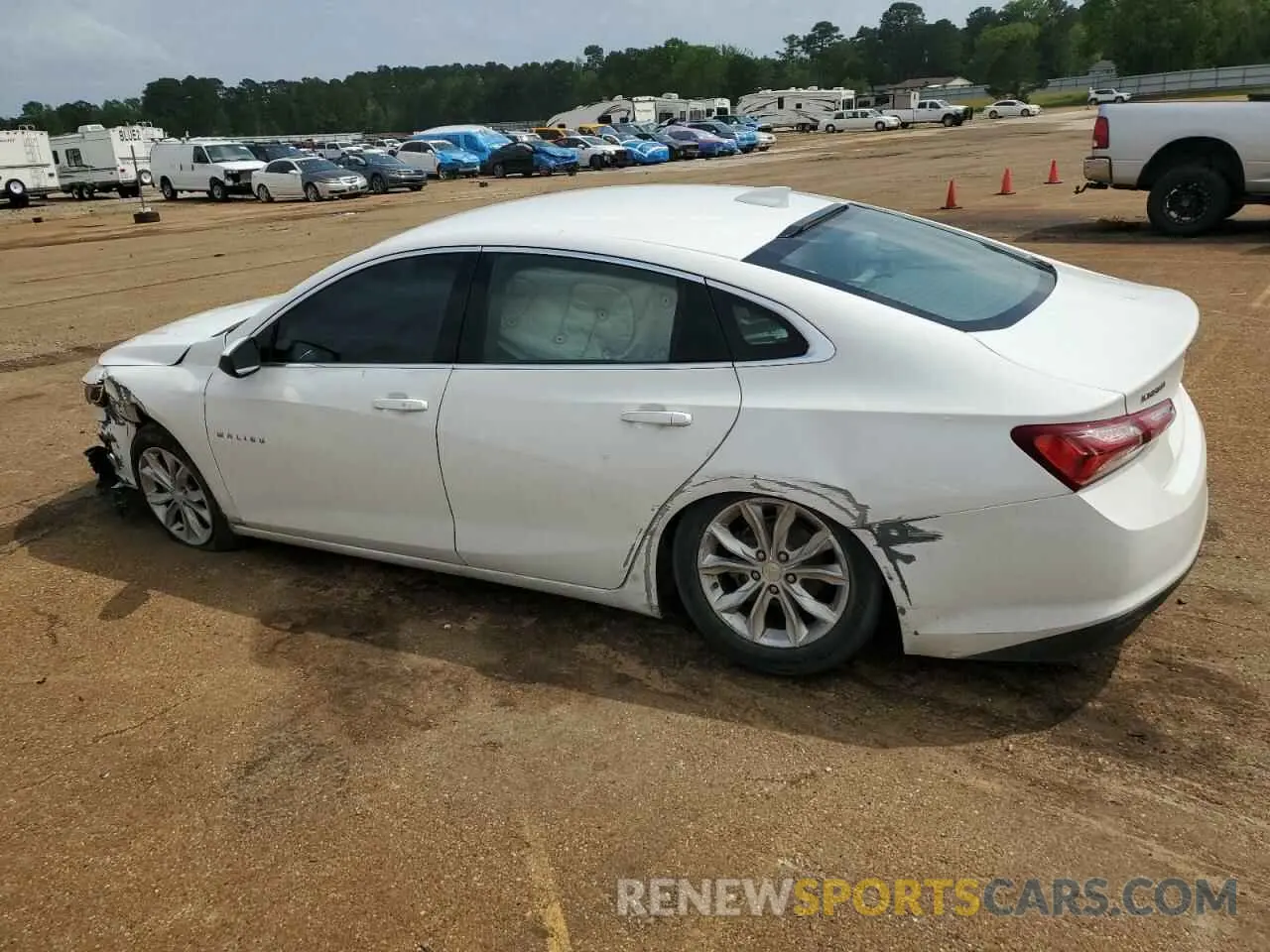 2 fotografías del automóvil dañado 1G1ZD5ST3LF070957 CHEVROLET MALIBU 2020