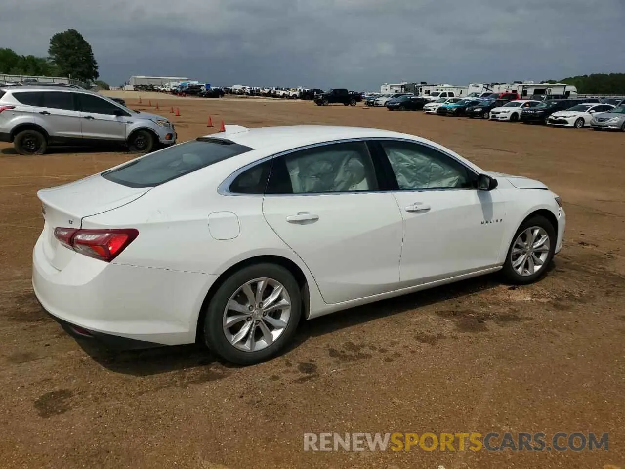 3 fotografías del automóvil dañado 1G1ZD5ST3LF070957 CHEVROLET MALIBU 2020