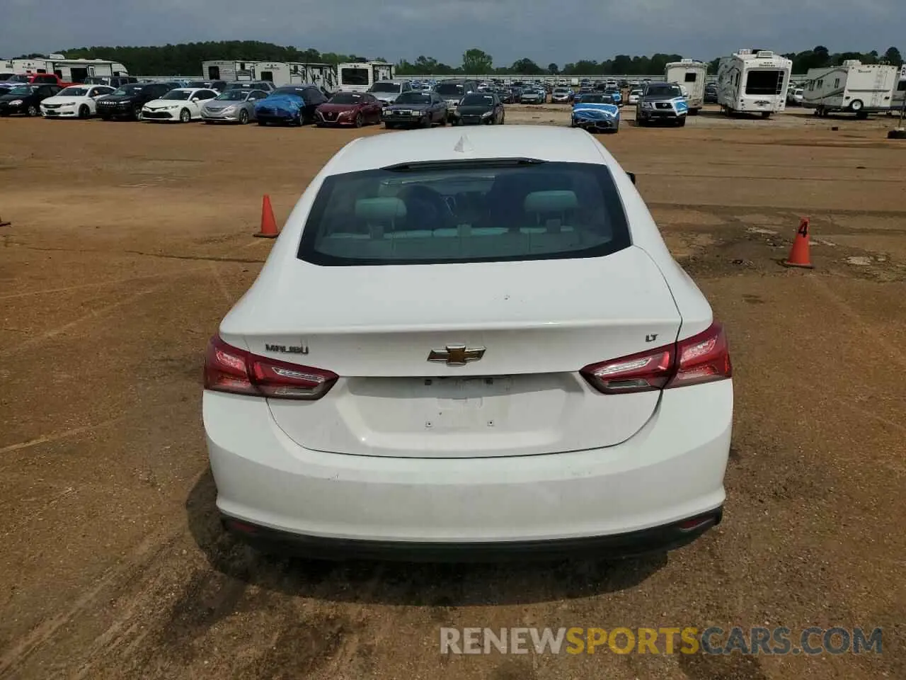 6 fotografías del automóvil dañado 1G1ZD5ST3LF070957 CHEVROLET MALIBU 2020