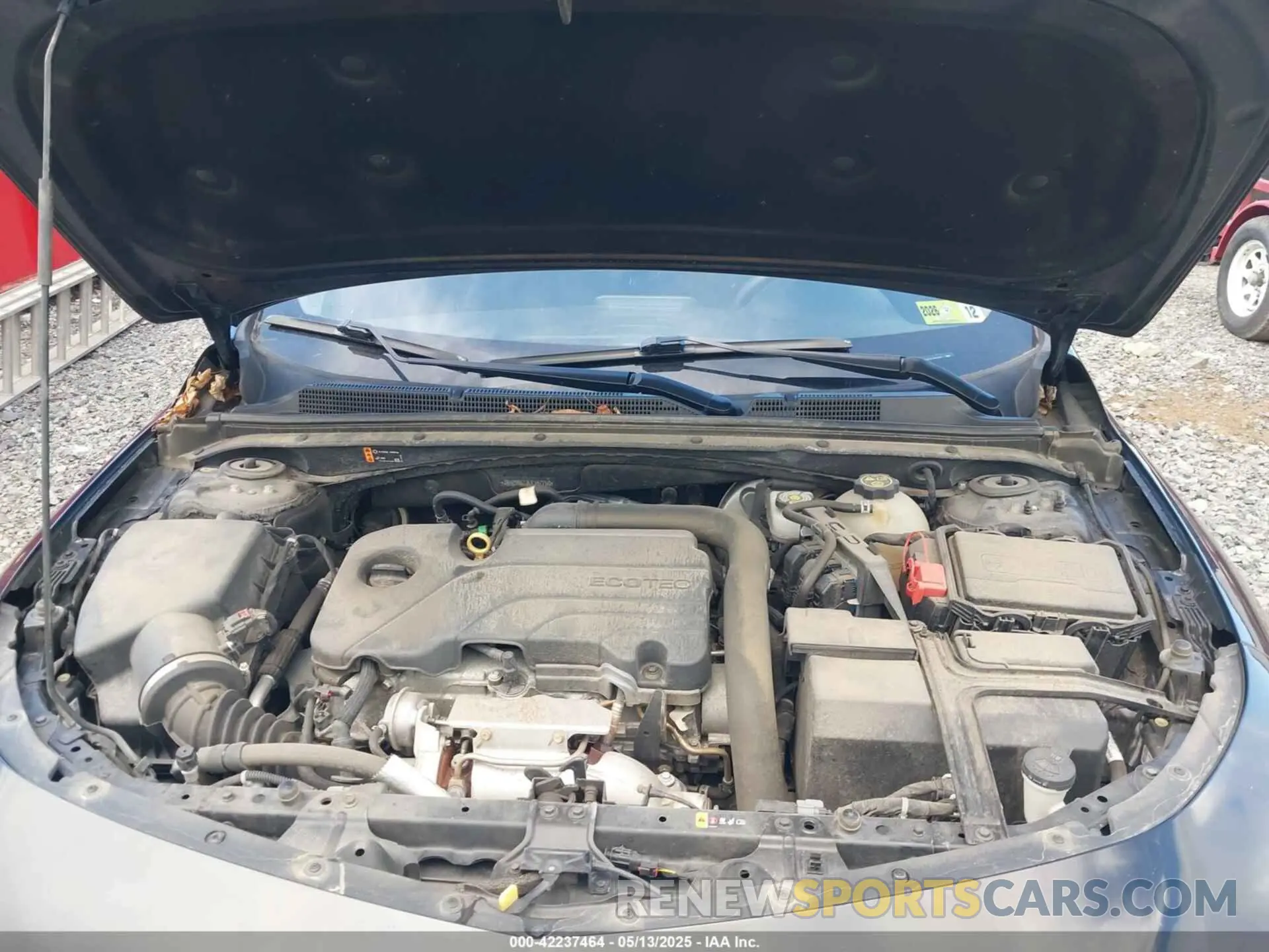 10 fotografías del automóvil dañado 1G1ZD5ST3LF157760 CHEVROLET MALIBU 2020