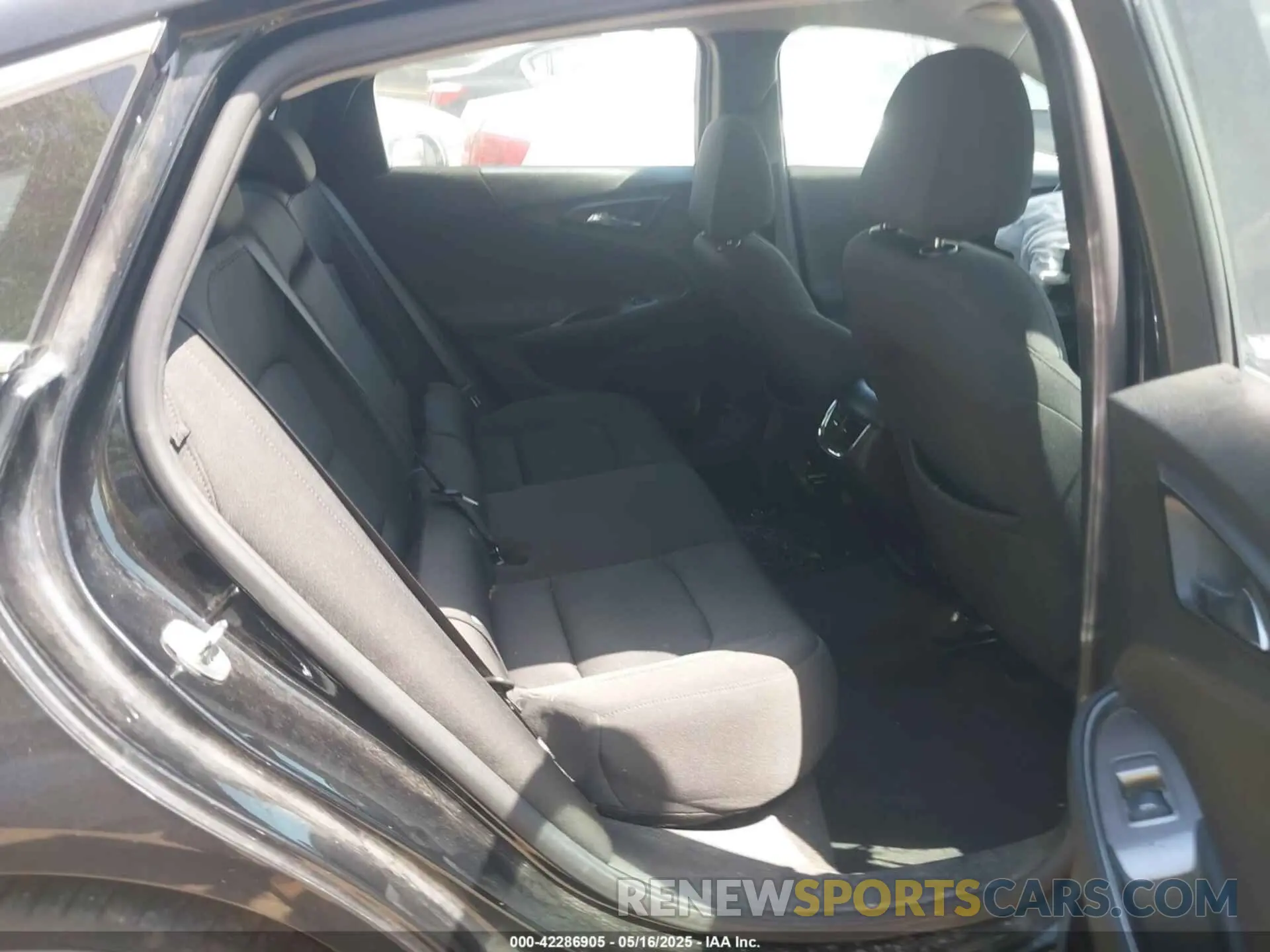 8 fotografías del automóvil dañado 1G1ZD5ST4LF031696 CHEVROLET MALIBU 2020