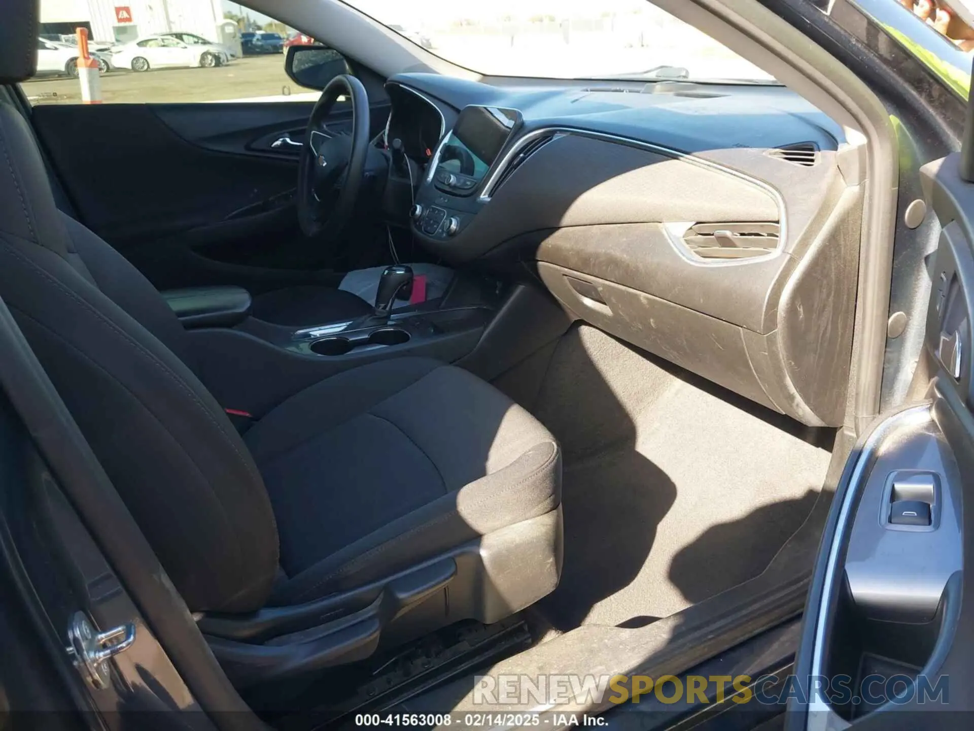 5 fotografías del automóvil dañado 1G1ZD5ST4LF035084 CHEVROLET MALIBU 2020