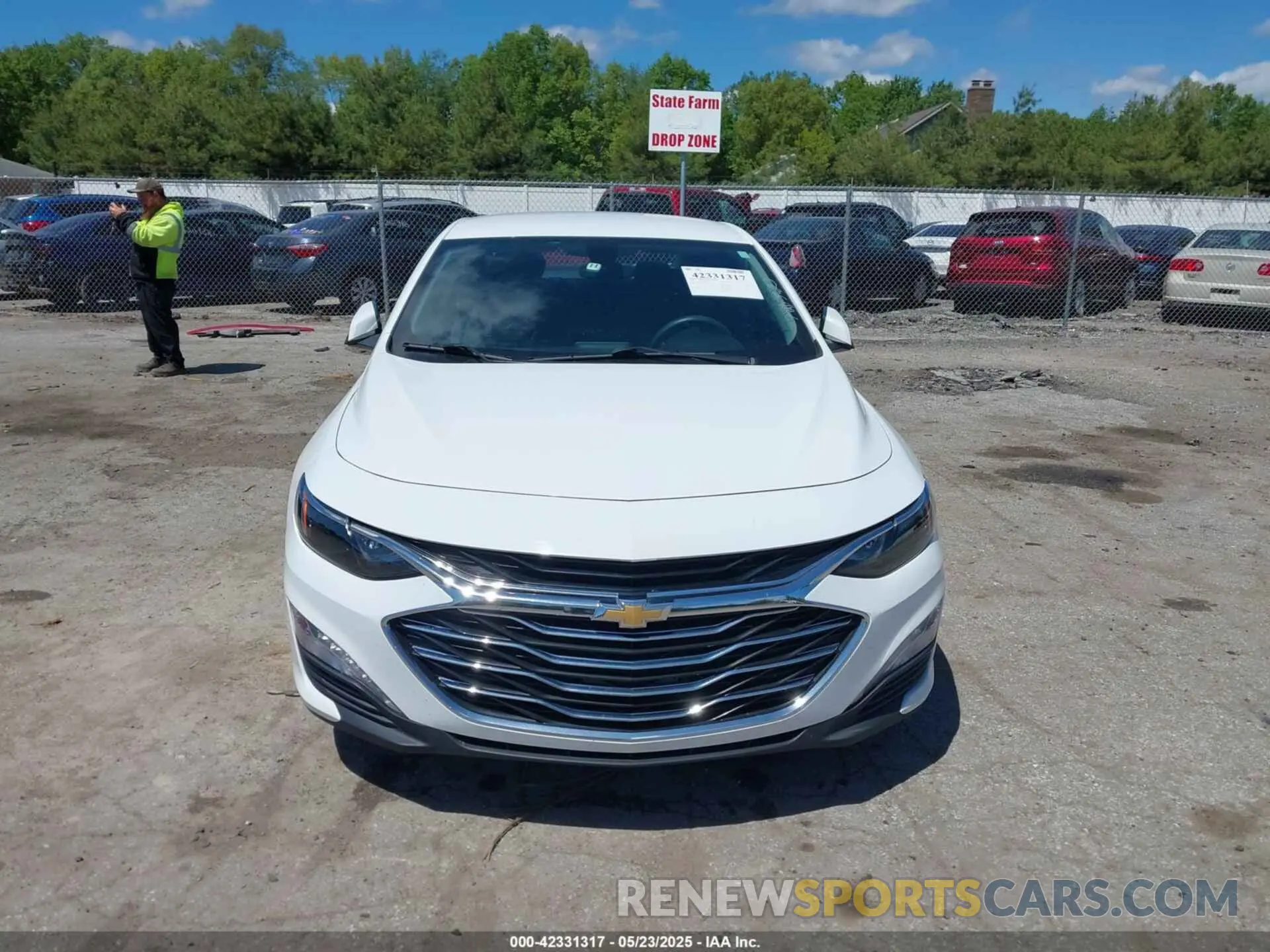 12 fotografías del automóvil dañado 1G1ZD5ST4LF037112 CHEVROLET MALIBU 2020