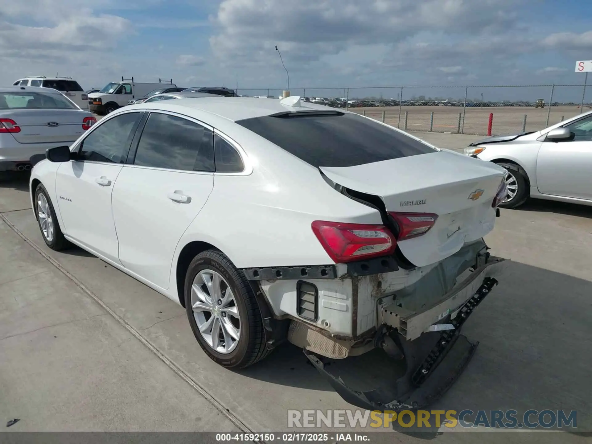 3 fotografías del automóvil dañado 1G1ZD5ST4LF044724 CHEVROLET MALIBU 2020