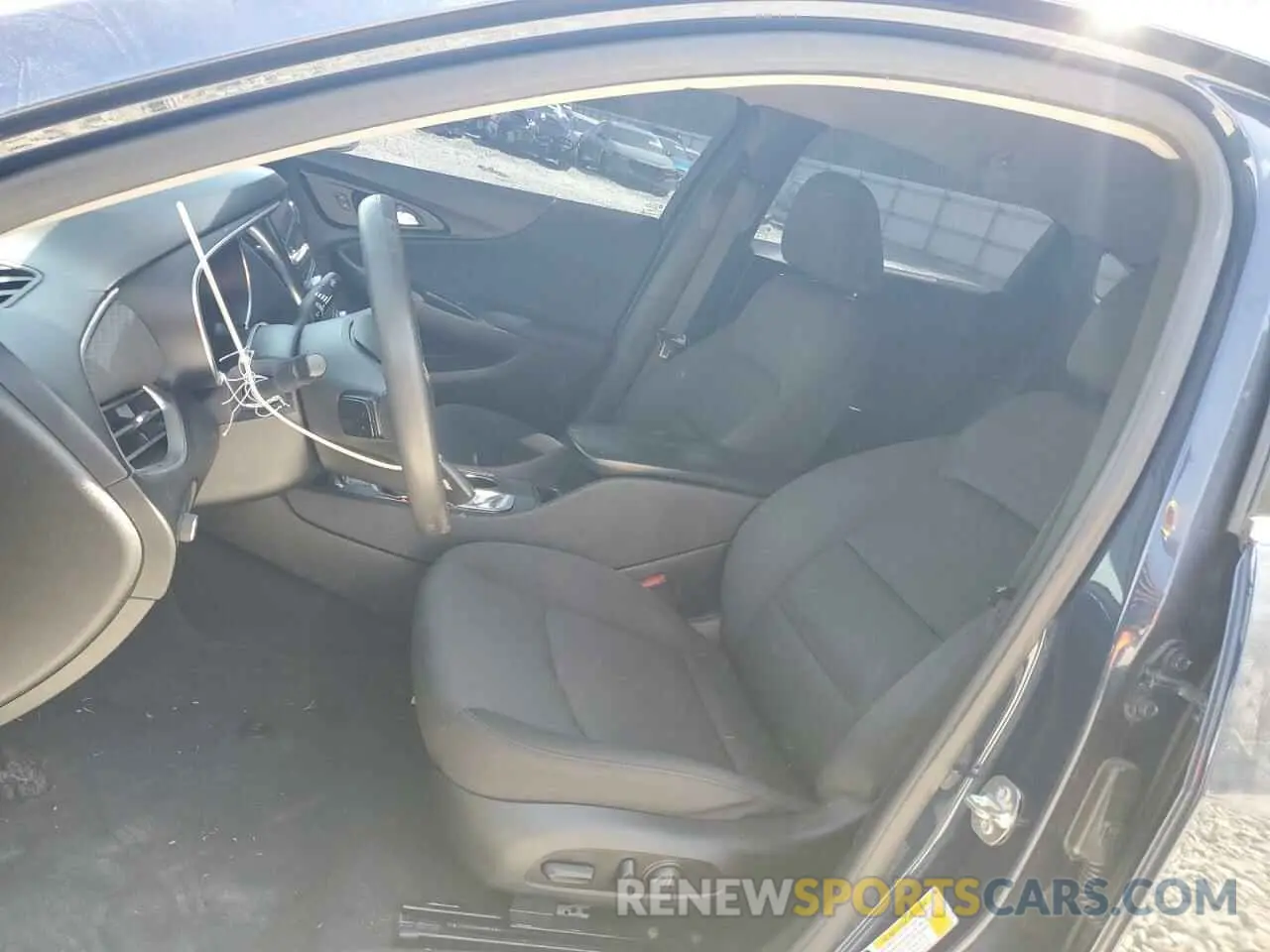 7 fotografías del automóvil dañado 1G1ZD5ST4LF066755 CHEVROLET MALIBU 2020