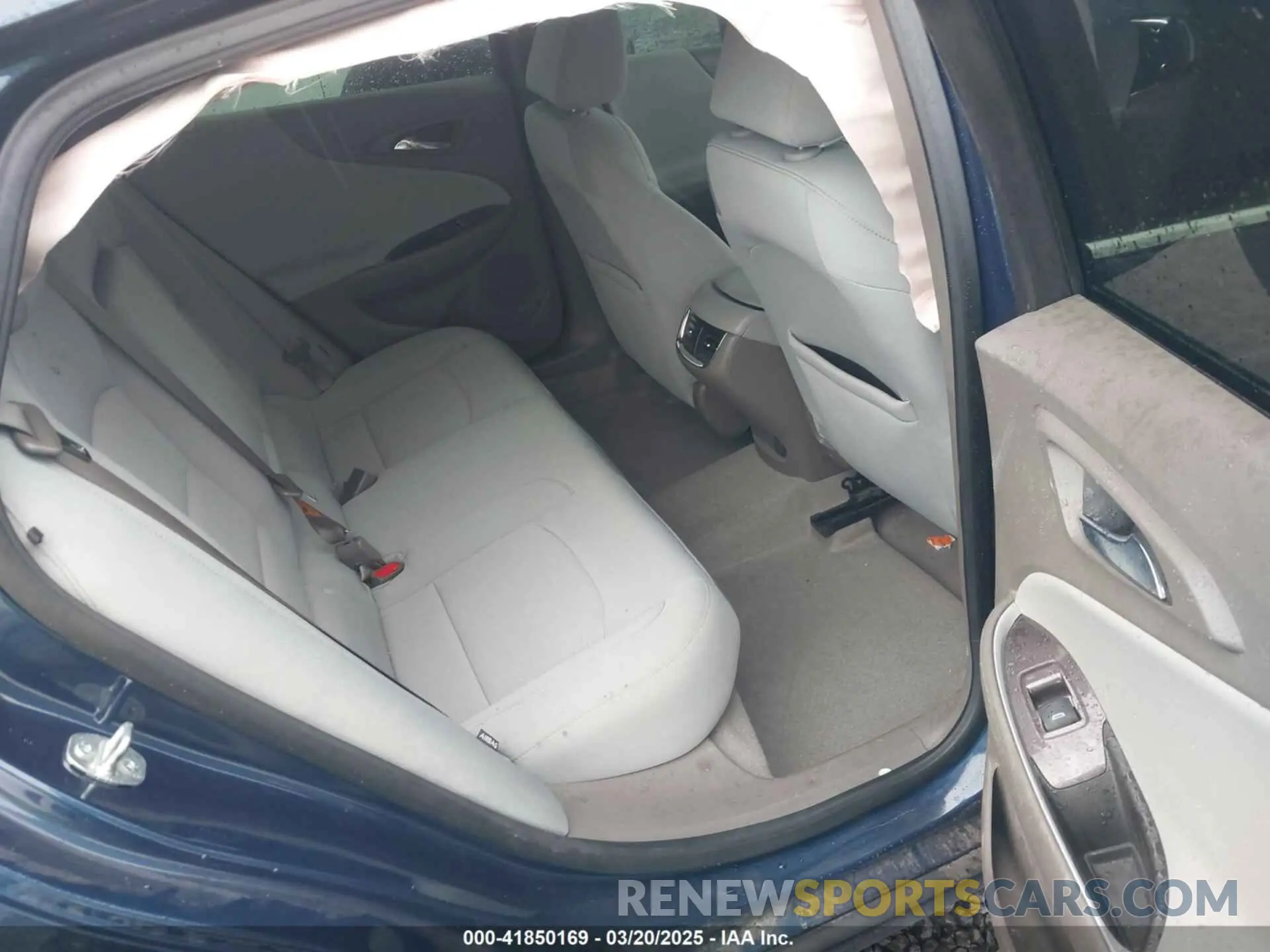 8 fotografías del automóvil dañado 1G1ZD5ST4LF079425 CHEVROLET MALIBU 2020