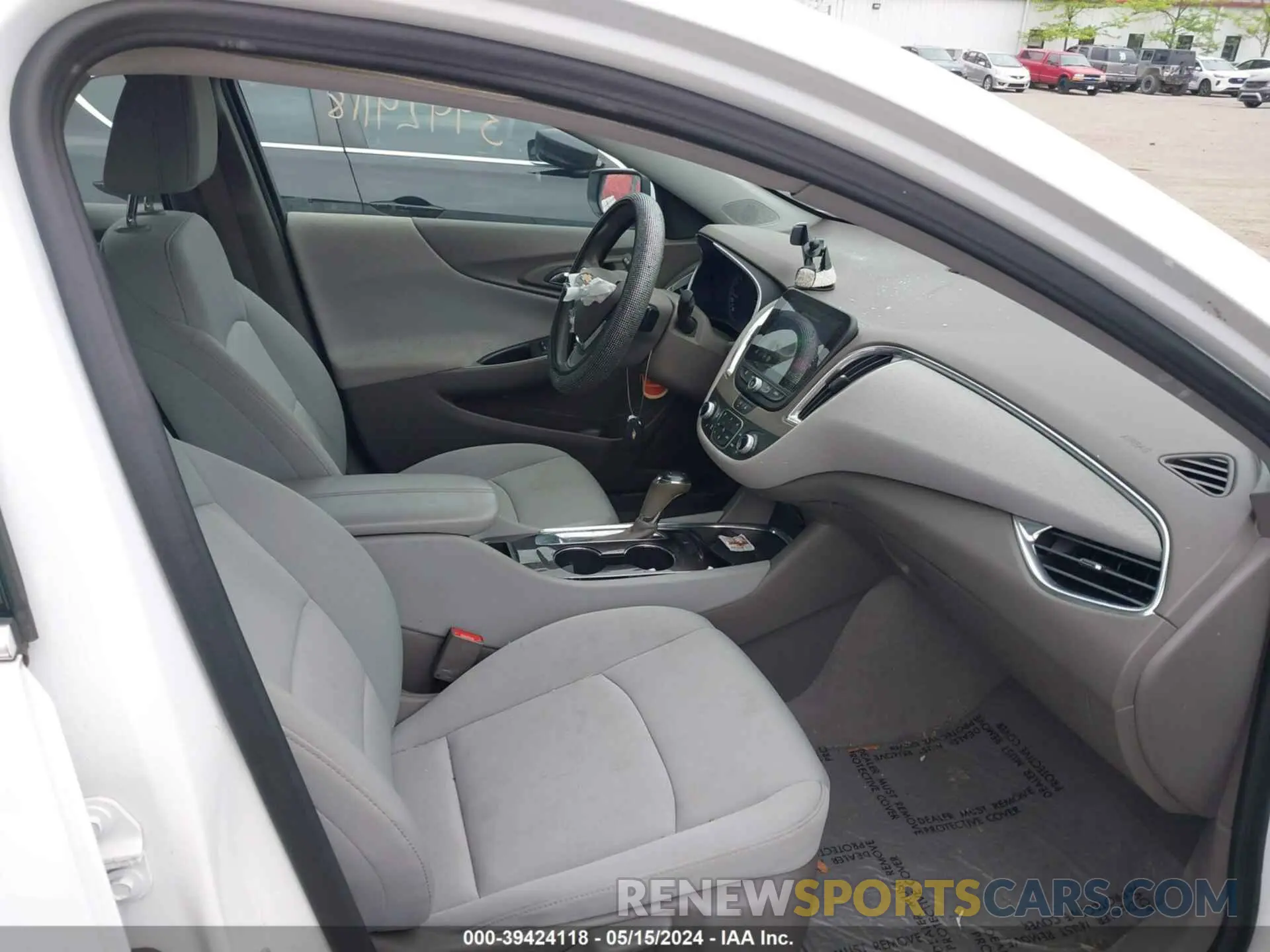 5 fotografías del automóvil dañado 1G1ZD5ST4LF083359 CHEVROLET MALIBU 2020