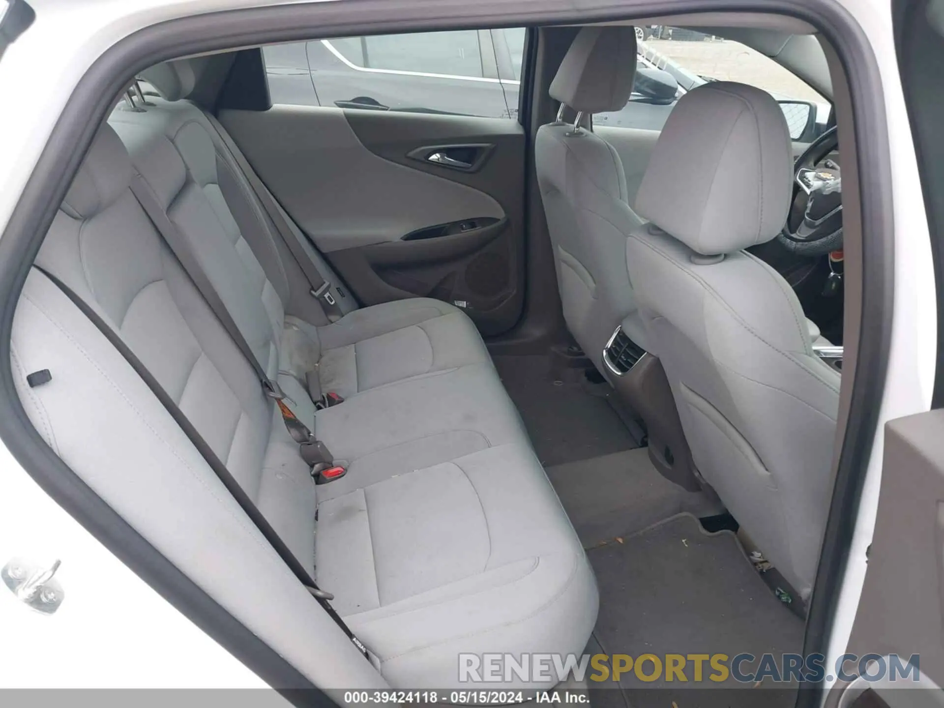 8 fotografías del automóvil dañado 1G1ZD5ST4LF083359 CHEVROLET MALIBU 2020