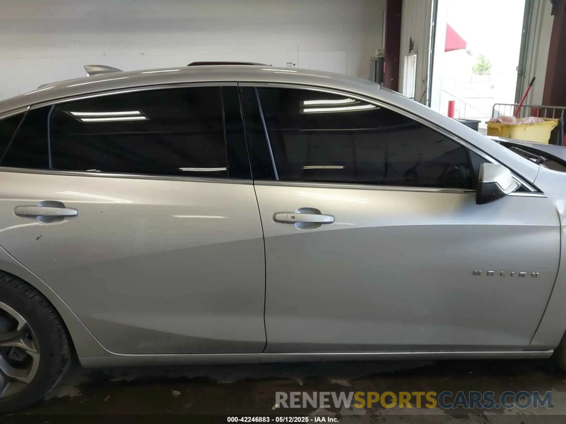 13 fotografías del automóvil dañado 1G1ZD5ST4LF101603 CHEVROLET MALIBU 2020