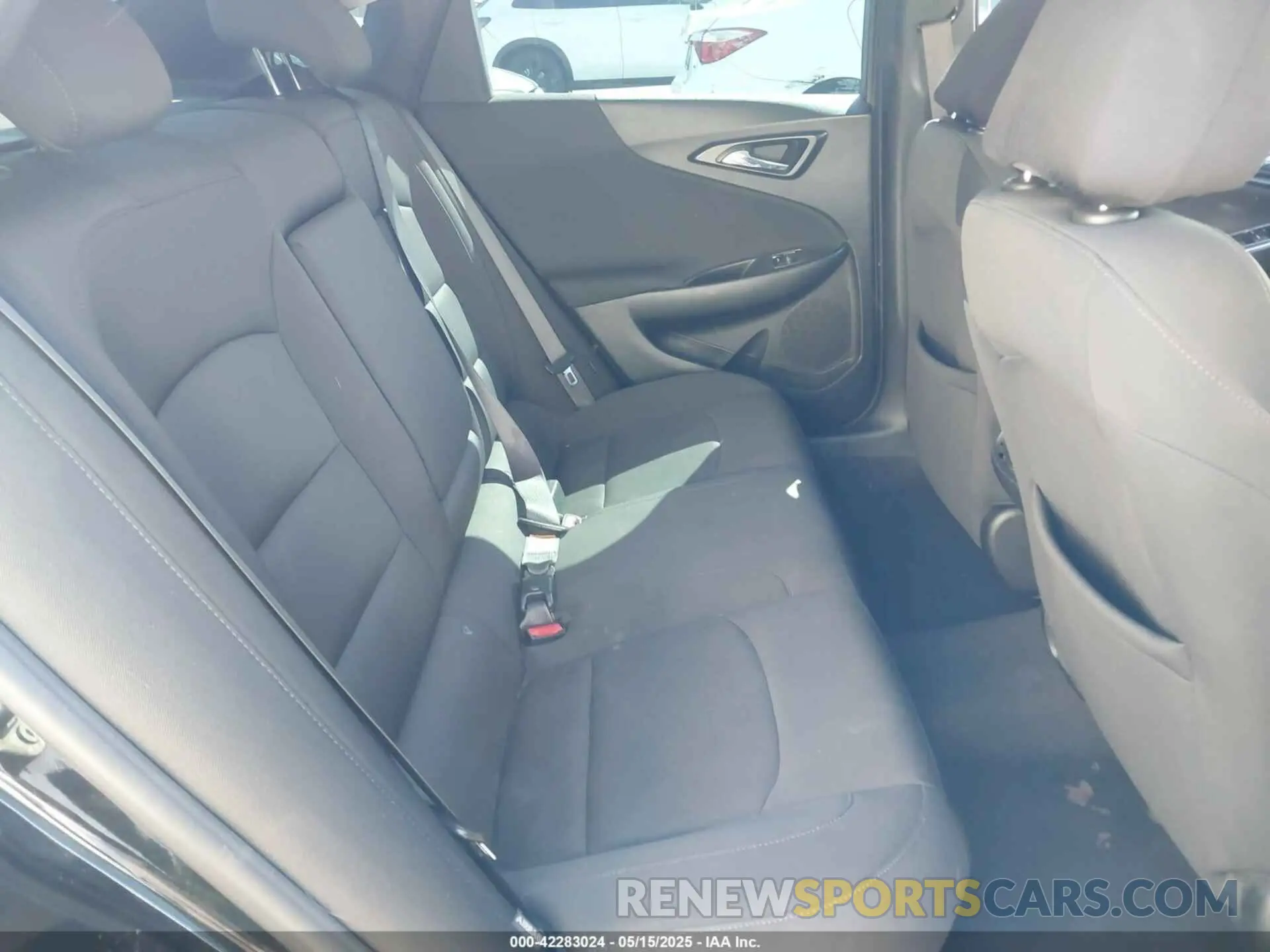 8 fotografías del automóvil dañado 1G1ZD5ST4LF103979 CHEVROLET MALIBU 2020