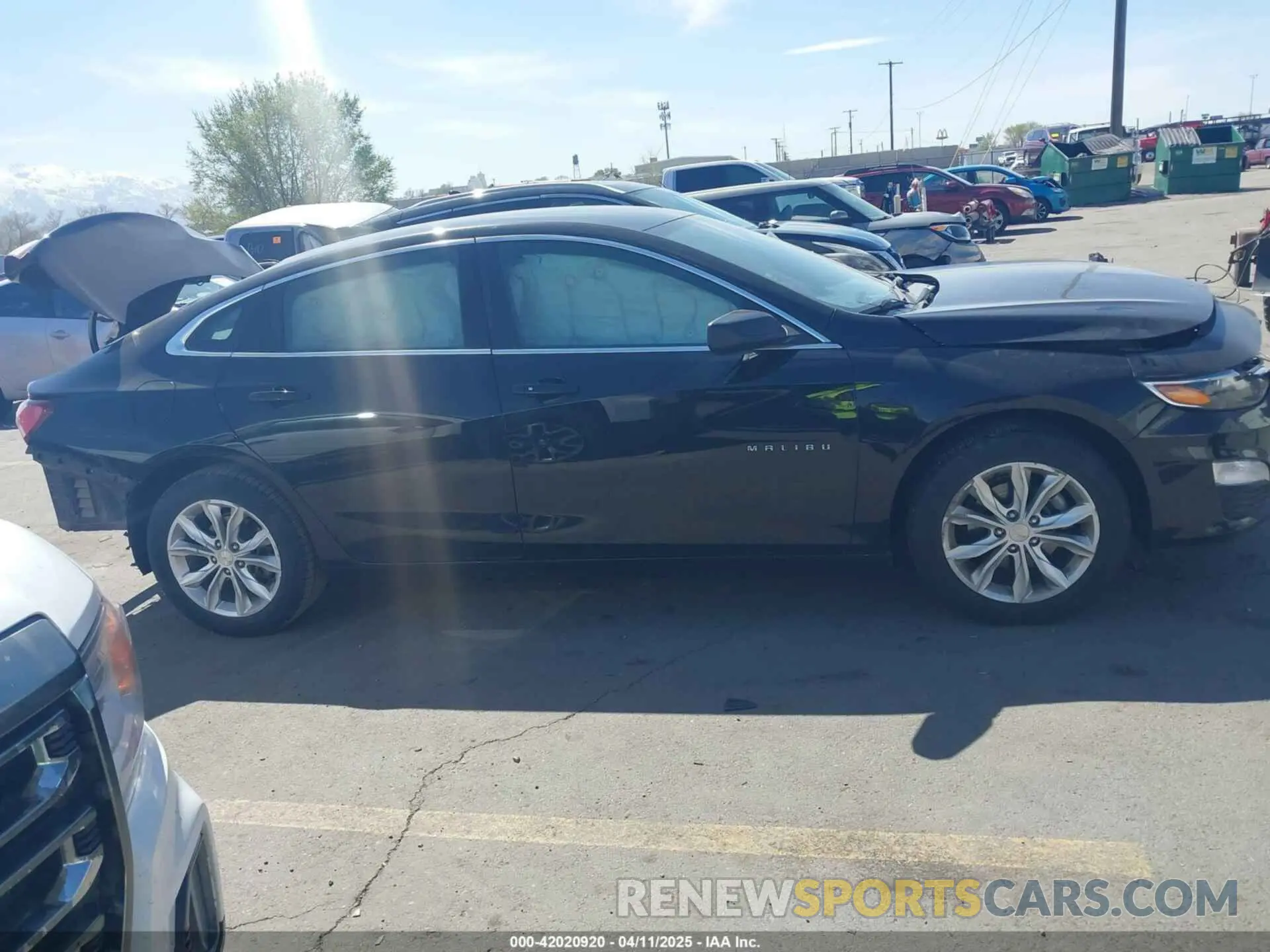 14 fotografías del automóvil dañado 1G1ZD5ST4LF113444 CHEVROLET MALIBU 2020