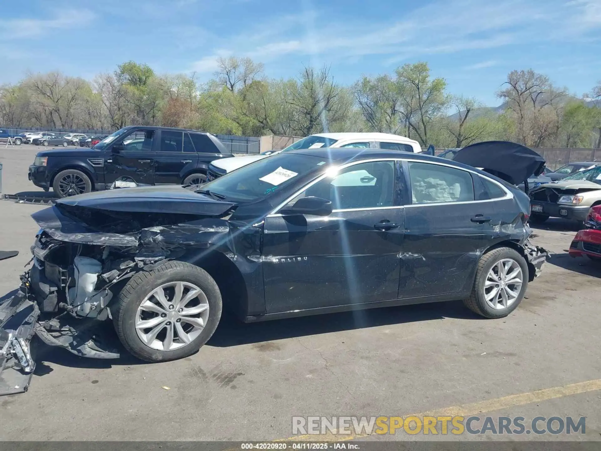 15 fotografías del automóvil dañado 1G1ZD5ST4LF113444 CHEVROLET MALIBU 2020