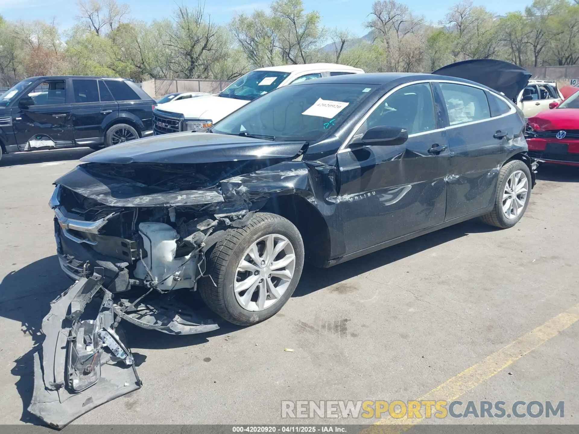 2 fotografías del automóvil dañado 1G1ZD5ST4LF113444 CHEVROLET MALIBU 2020