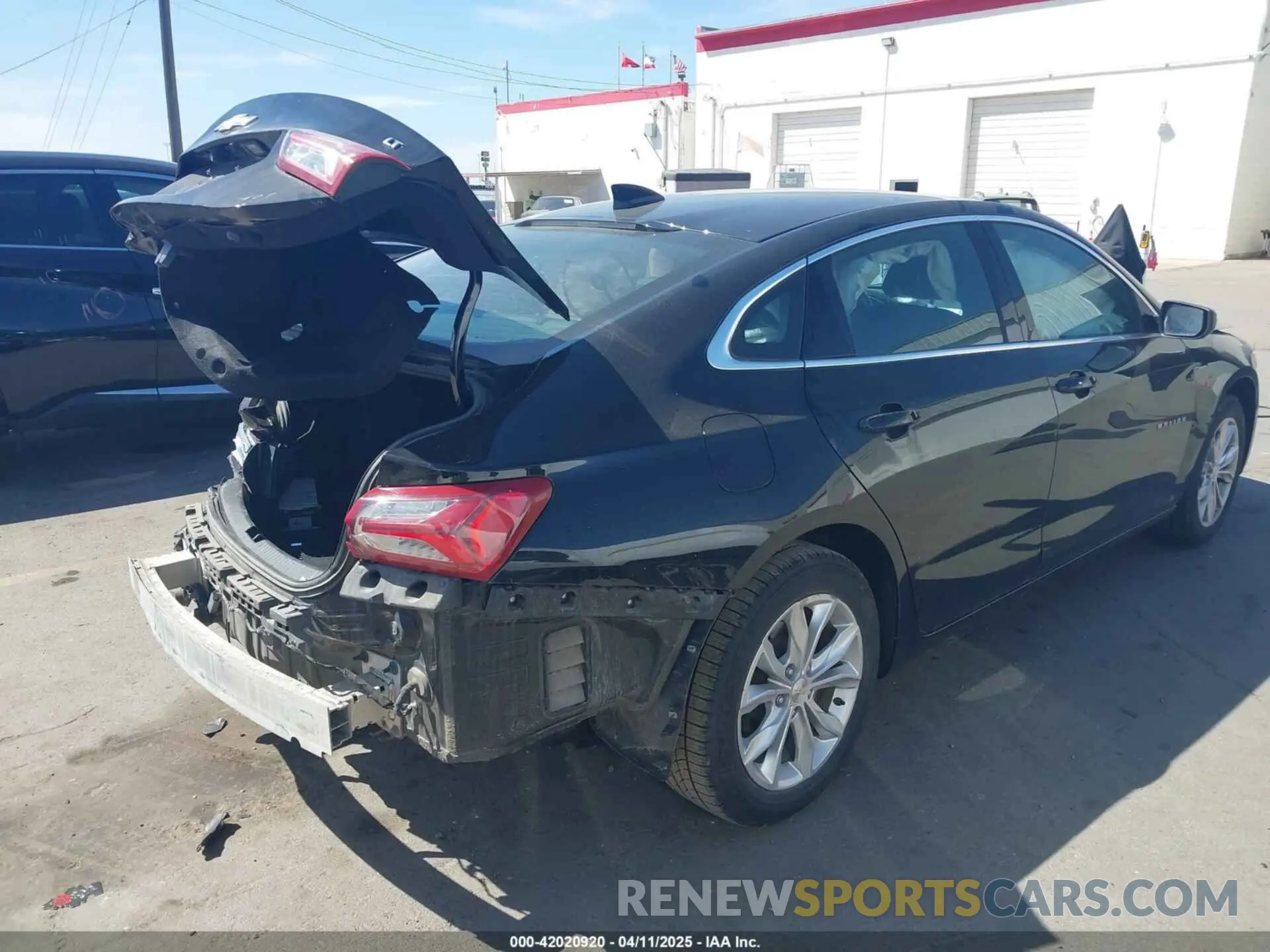 4 fotografías del automóvil dañado 1G1ZD5ST4LF113444 CHEVROLET MALIBU 2020