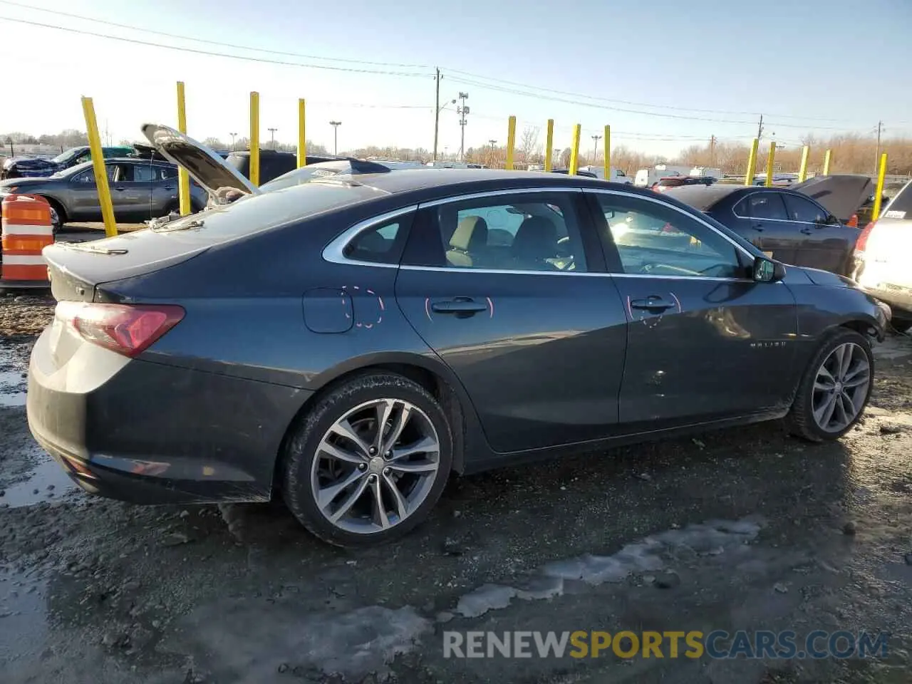 3 fotografías del automóvil dañado 1G1ZD5ST4LF120264 CHEVROLET MALIBU 2020