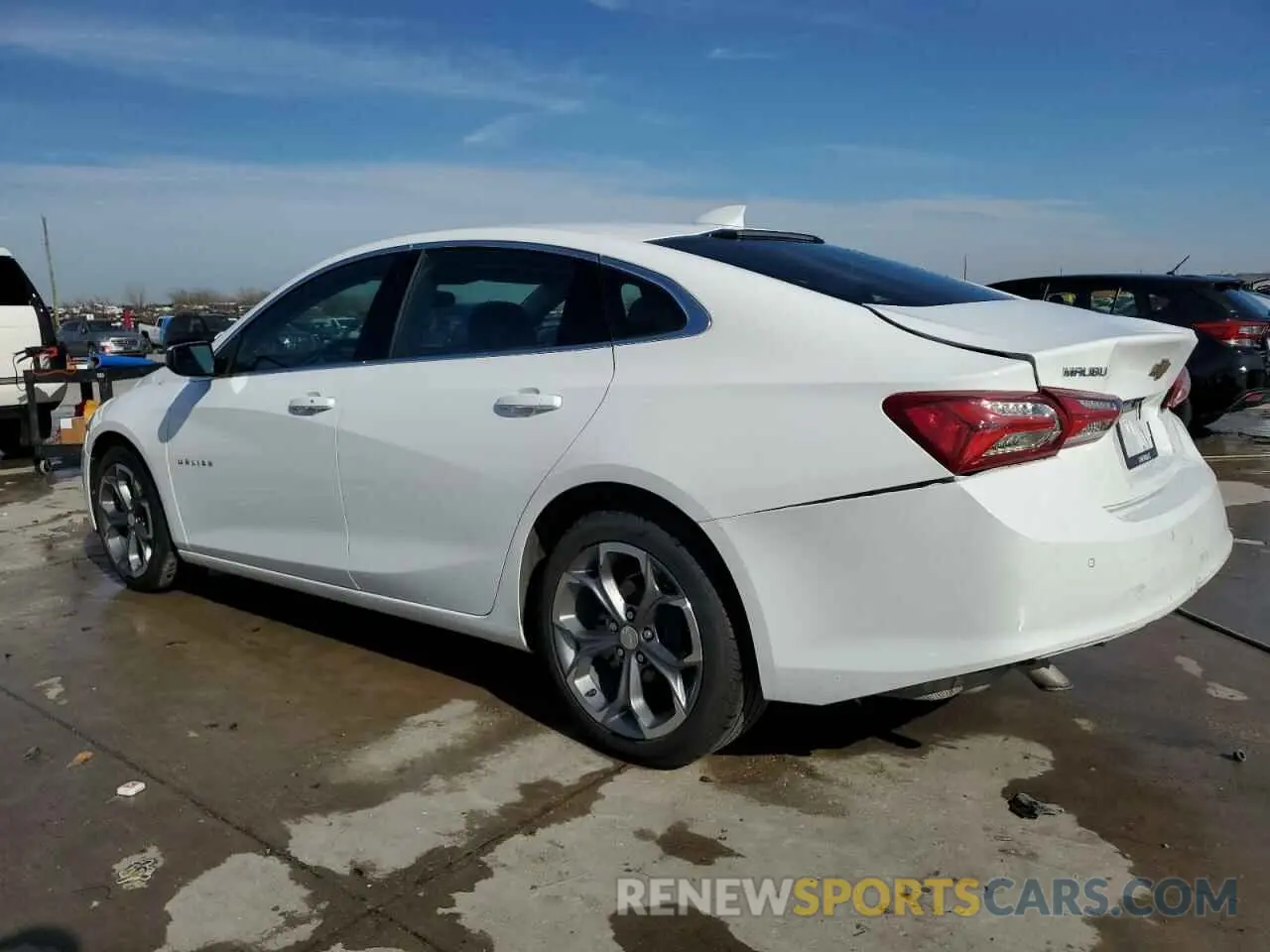 2 fotografías del automóvil dañado 1G1ZD5ST4LF132107 CHEVROLET MALIBU 2020