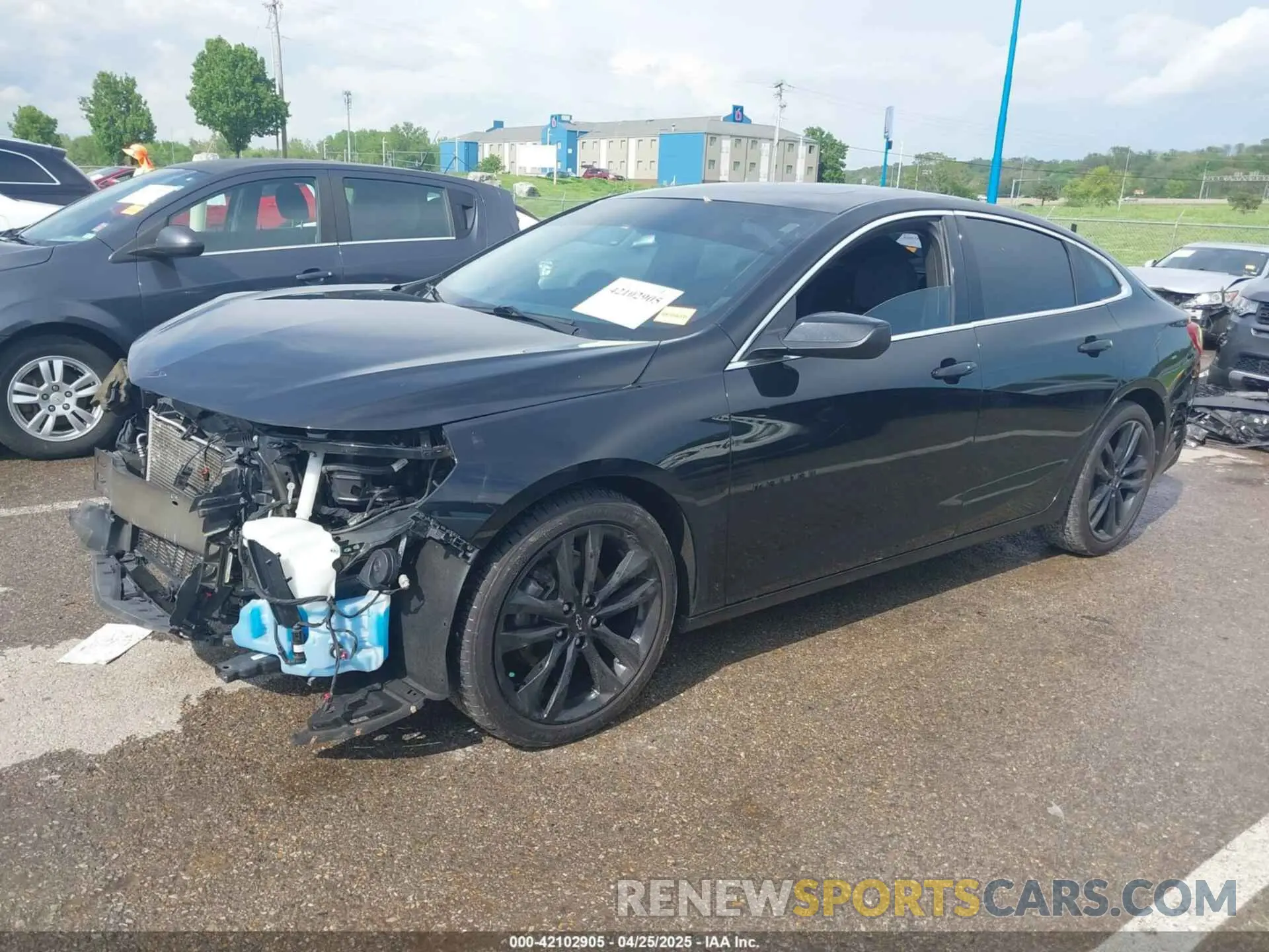2 fotografías del automóvil dañado 1G1ZD5ST4LF135864 CHEVROLET MALIBU 2020