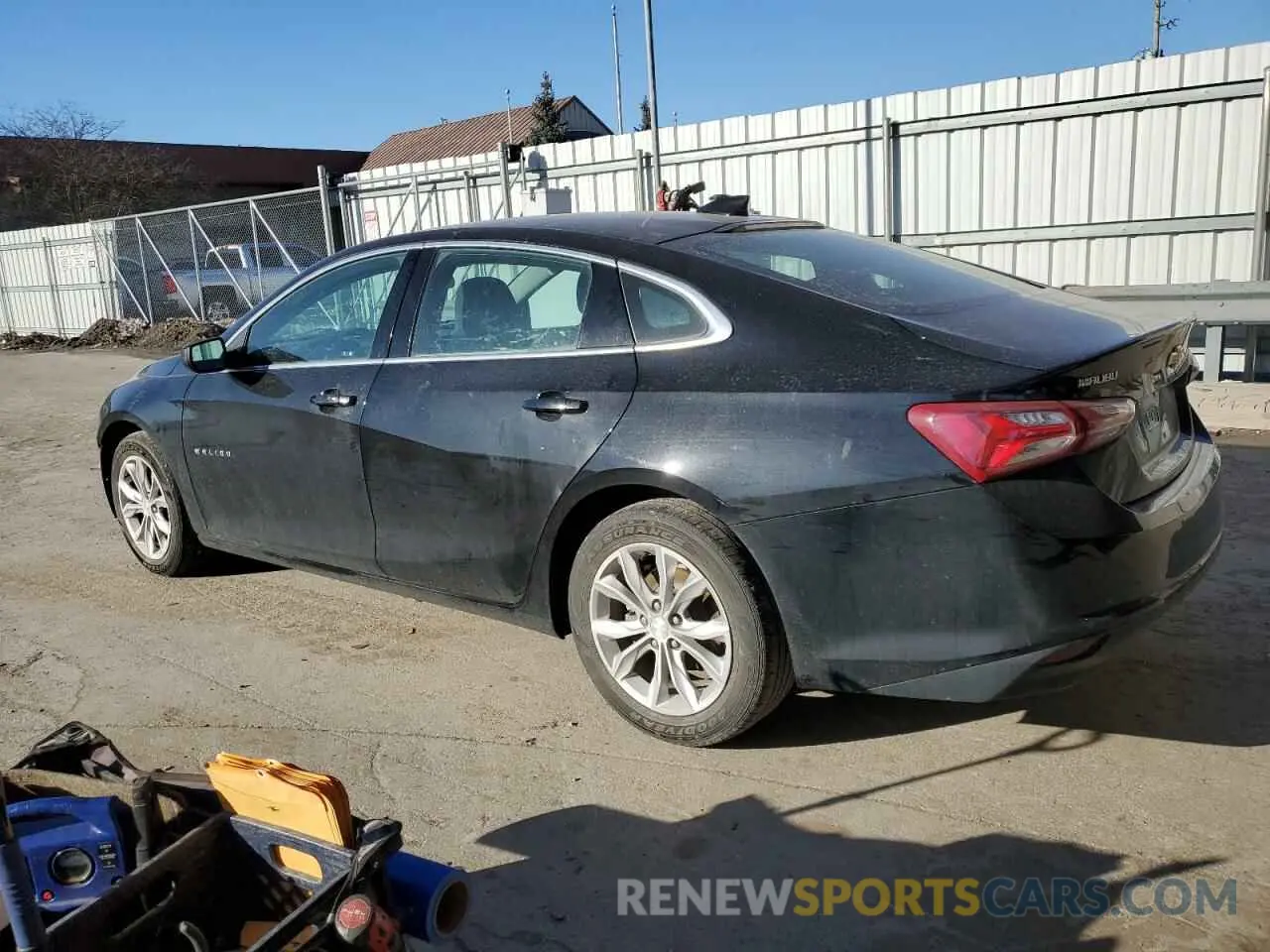 2 fotografías del automóvil dañado 1G1ZD5ST4LF141065 CHEVROLET MALIBU 2020