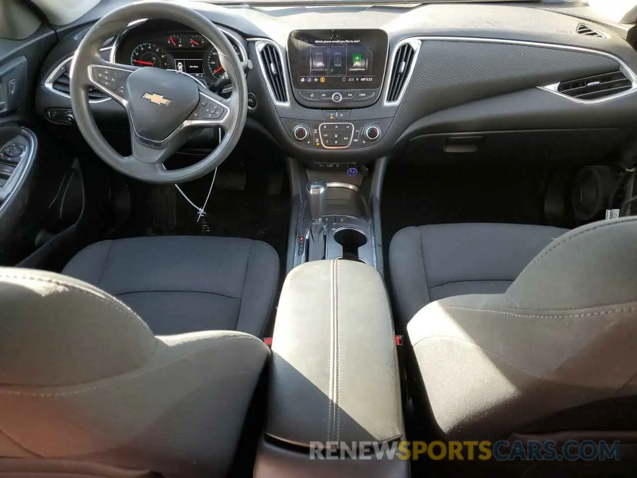 8 fotografías del automóvil dañado 1G1ZD5ST4LF141065 CHEVROLET MALIBU 2020