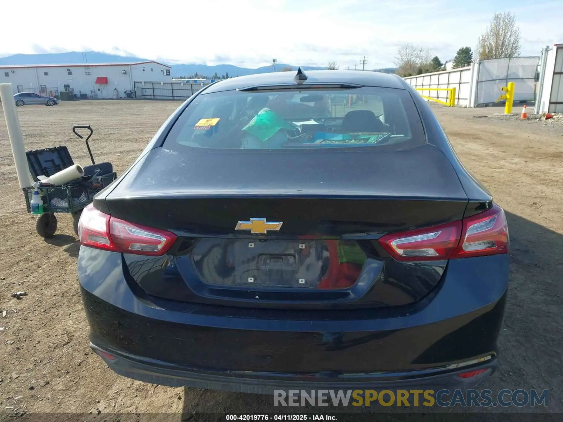 16 fotografías del automóvil dañado 1G1ZD5ST5LF040701 CHEVROLET MALIBU 2020