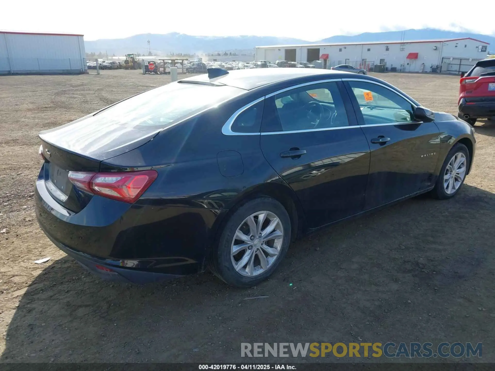 4 fotografías del automóvil dañado 1G1ZD5ST5LF040701 CHEVROLET MALIBU 2020