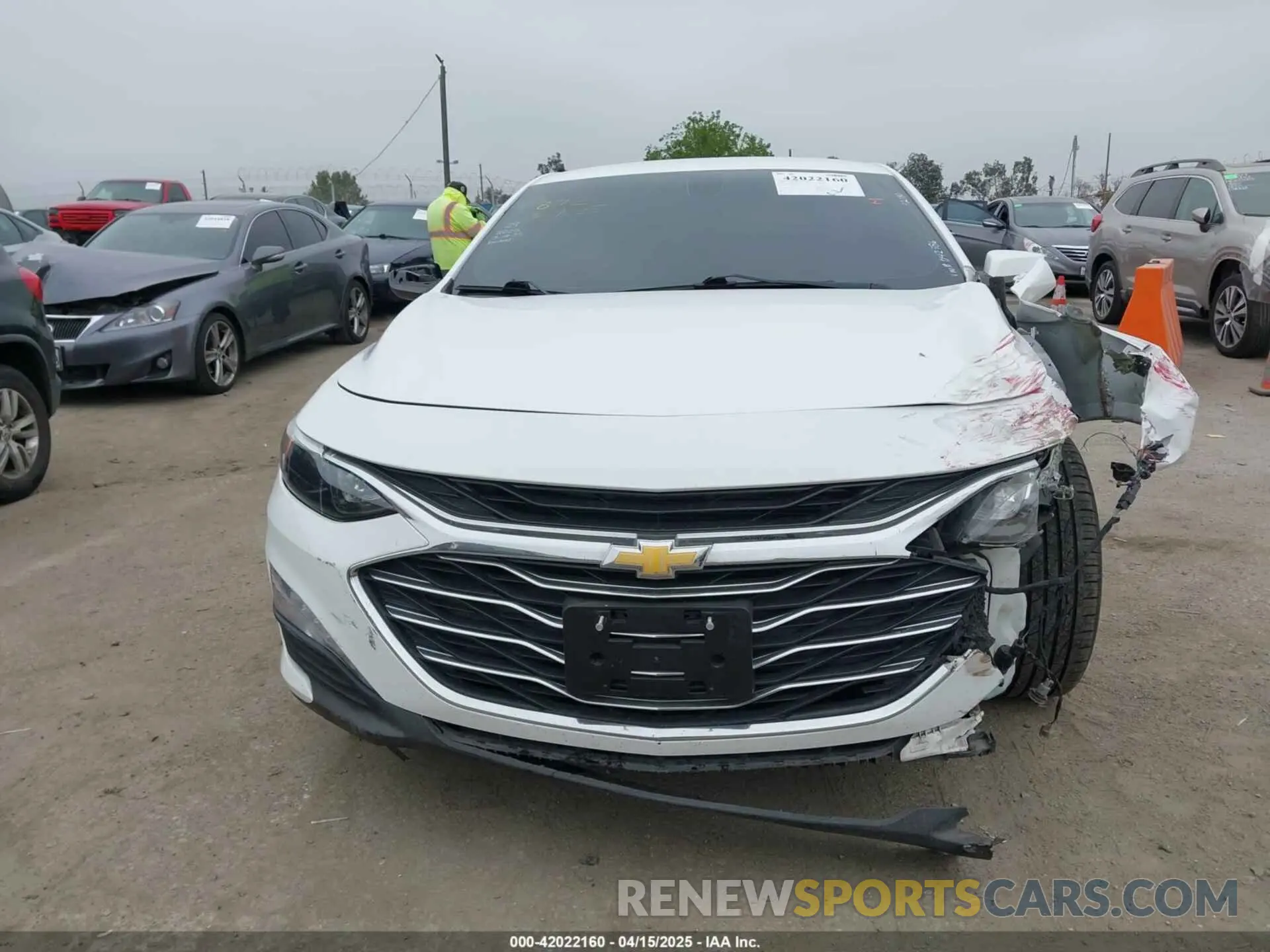 12 fotografías del automóvil dañado 1G1ZD5ST5LF042786 CHEVROLET MALIBU 2020