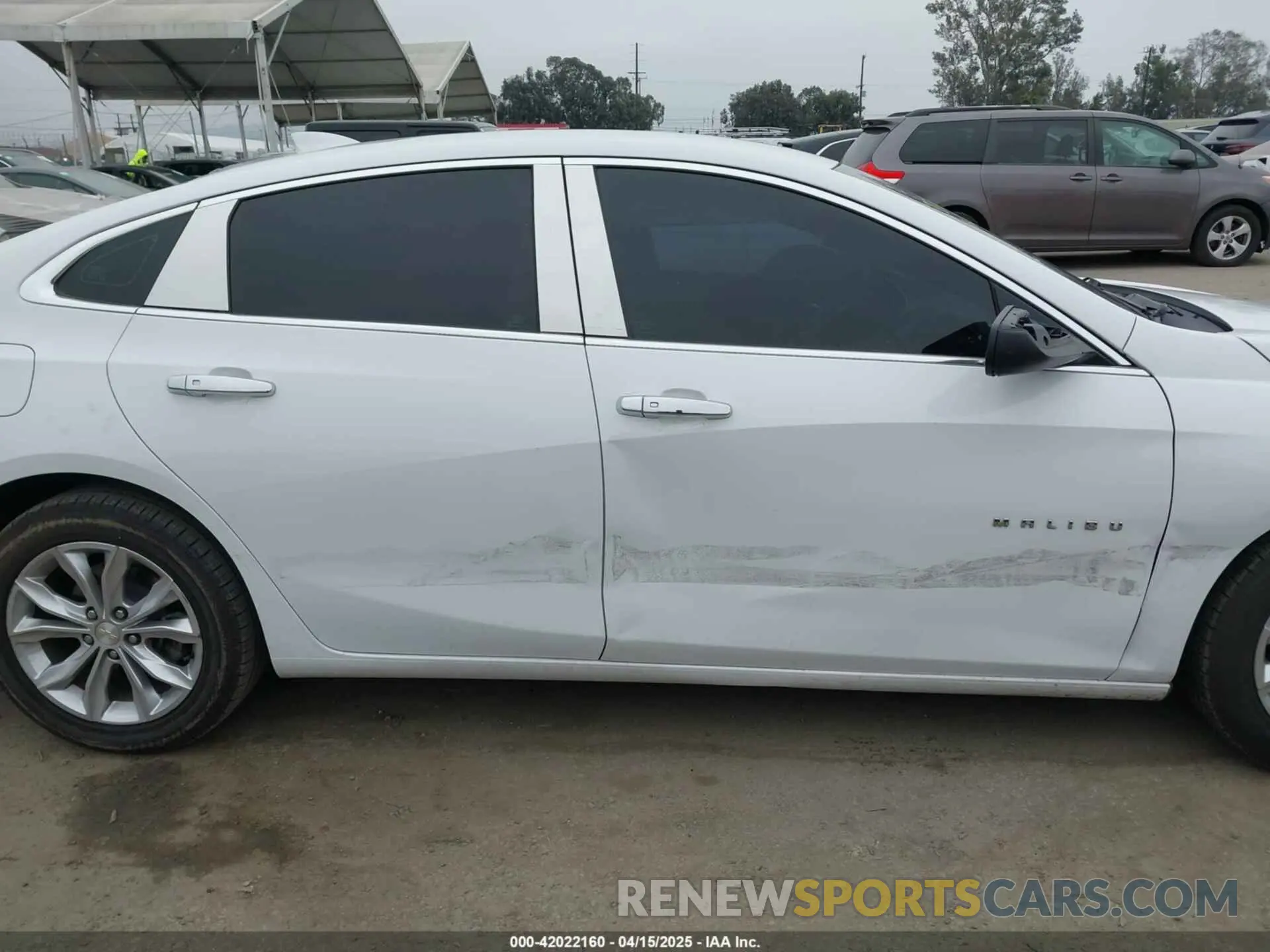13 fotografías del automóvil dañado 1G1ZD5ST5LF042786 CHEVROLET MALIBU 2020