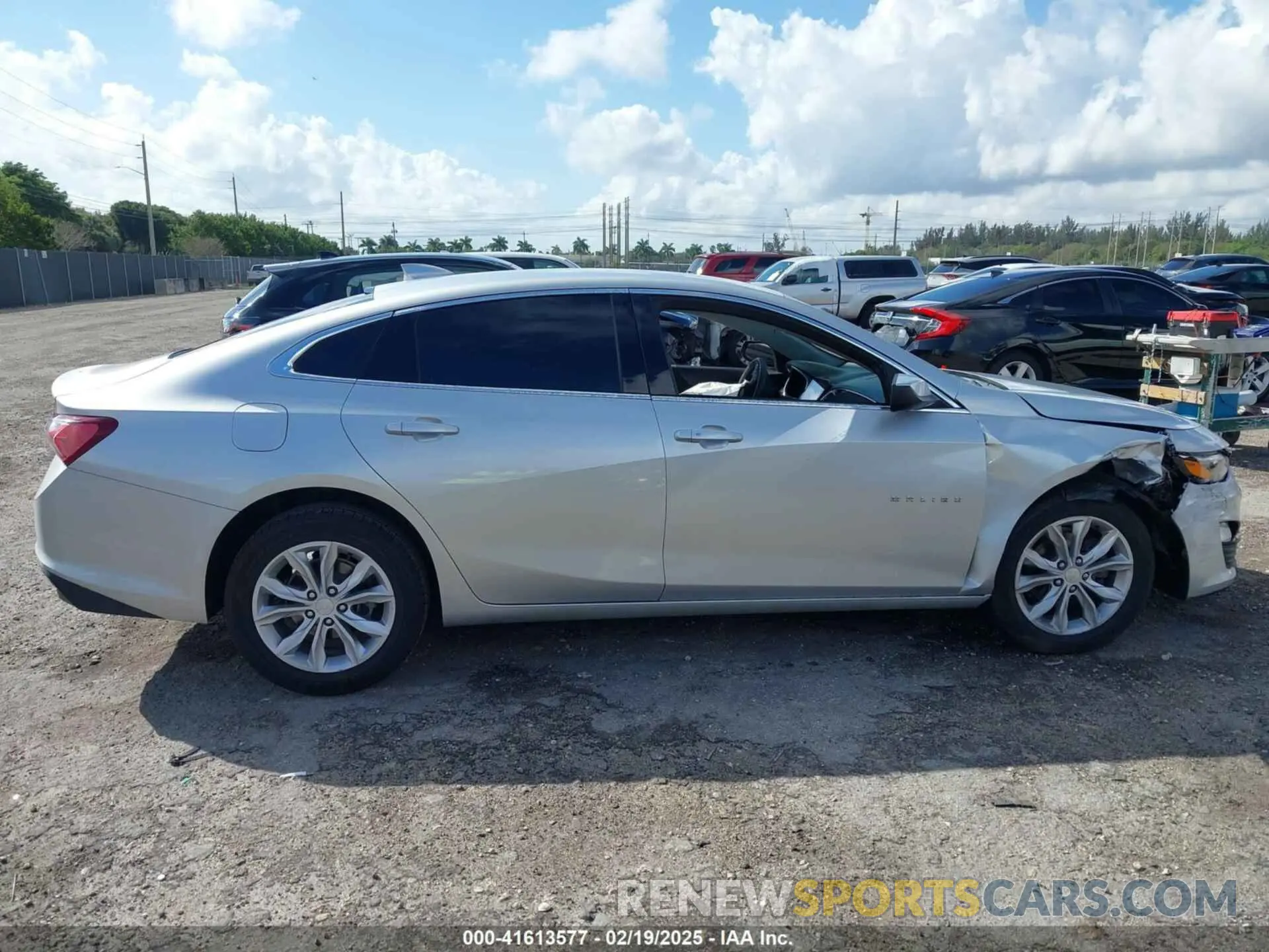 13 fotografías del automóvil dañado 1G1ZD5ST5LF052847 CHEVROLET MALIBU 2020