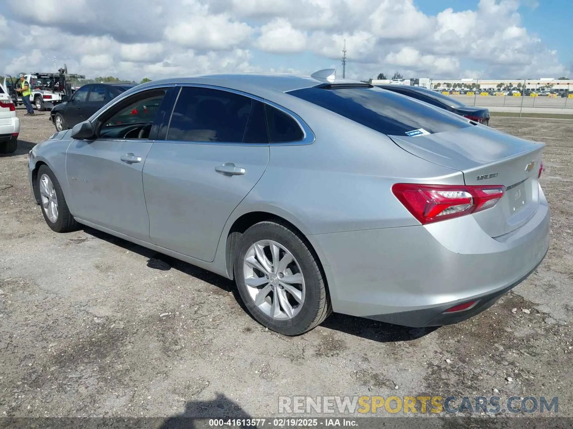 3 fotografías del automóvil dañado 1G1ZD5ST5LF052847 CHEVROLET MALIBU 2020