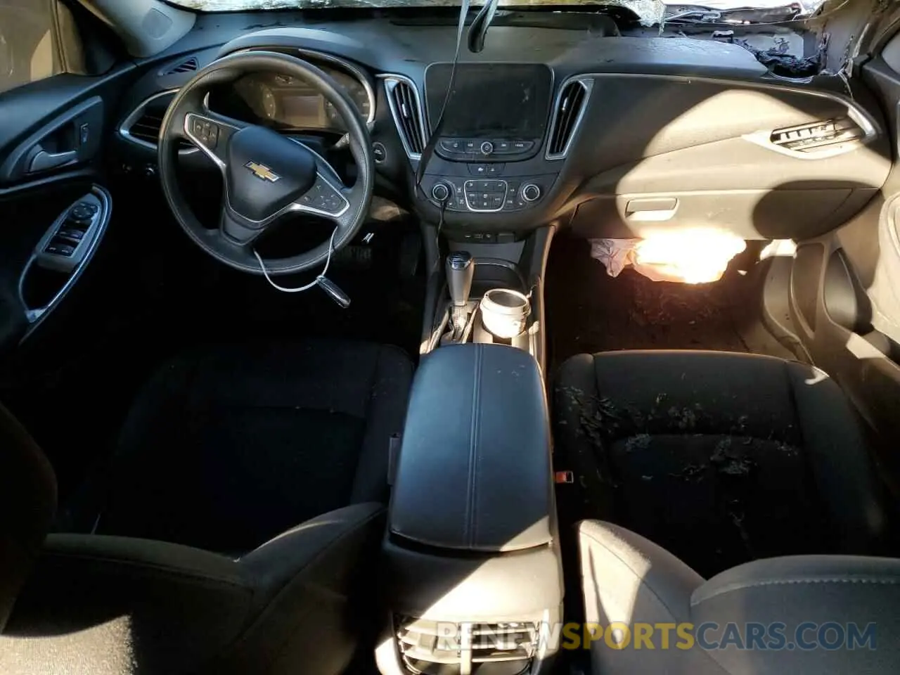 8 fotografías del automóvil dañado 1G1ZD5ST5LF096881 CHEVROLET MALIBU 2020