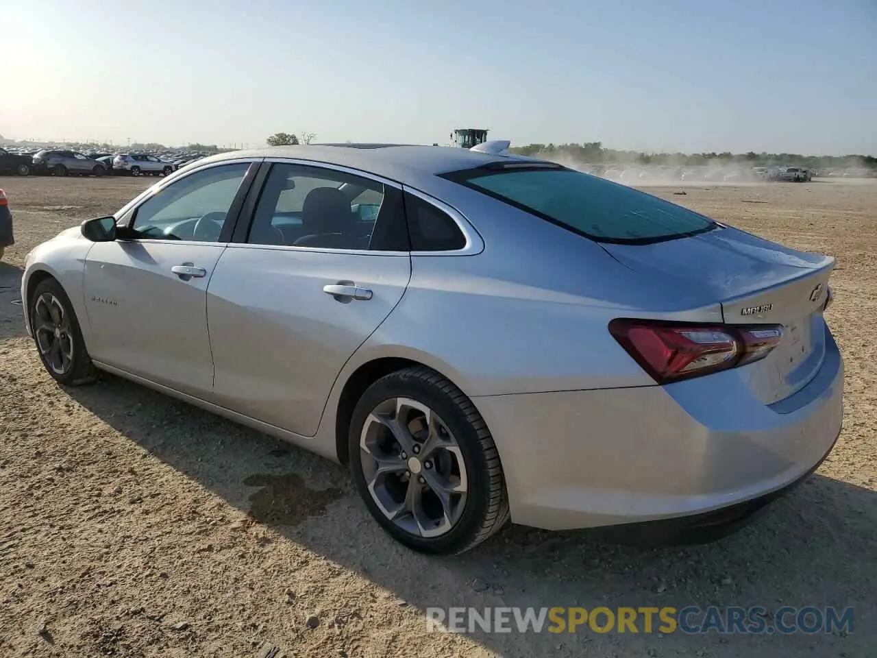 2 fotografías del automóvil dañado 1G1ZD5ST5LF110505 CHEVROLET MALIBU 2020