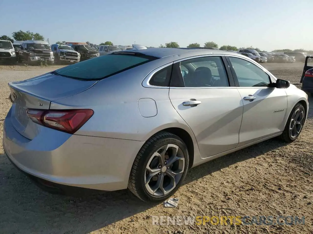 3 fotografías del automóvil dañado 1G1ZD5ST5LF110505 CHEVROLET MALIBU 2020