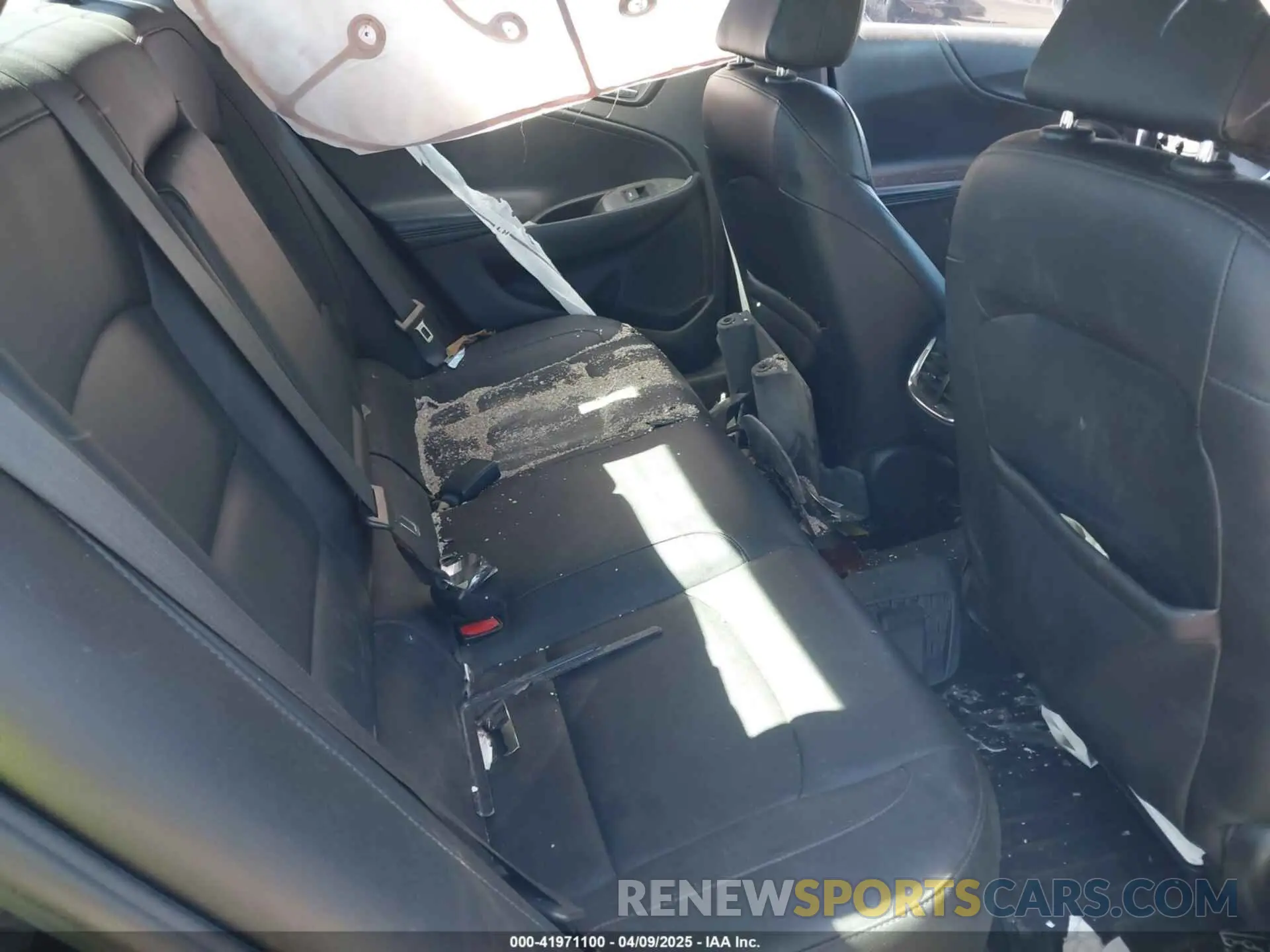 8 fotografías del automóvil dañado 1G1ZD5ST5LF151765 CHEVROLET MALIBU 2020