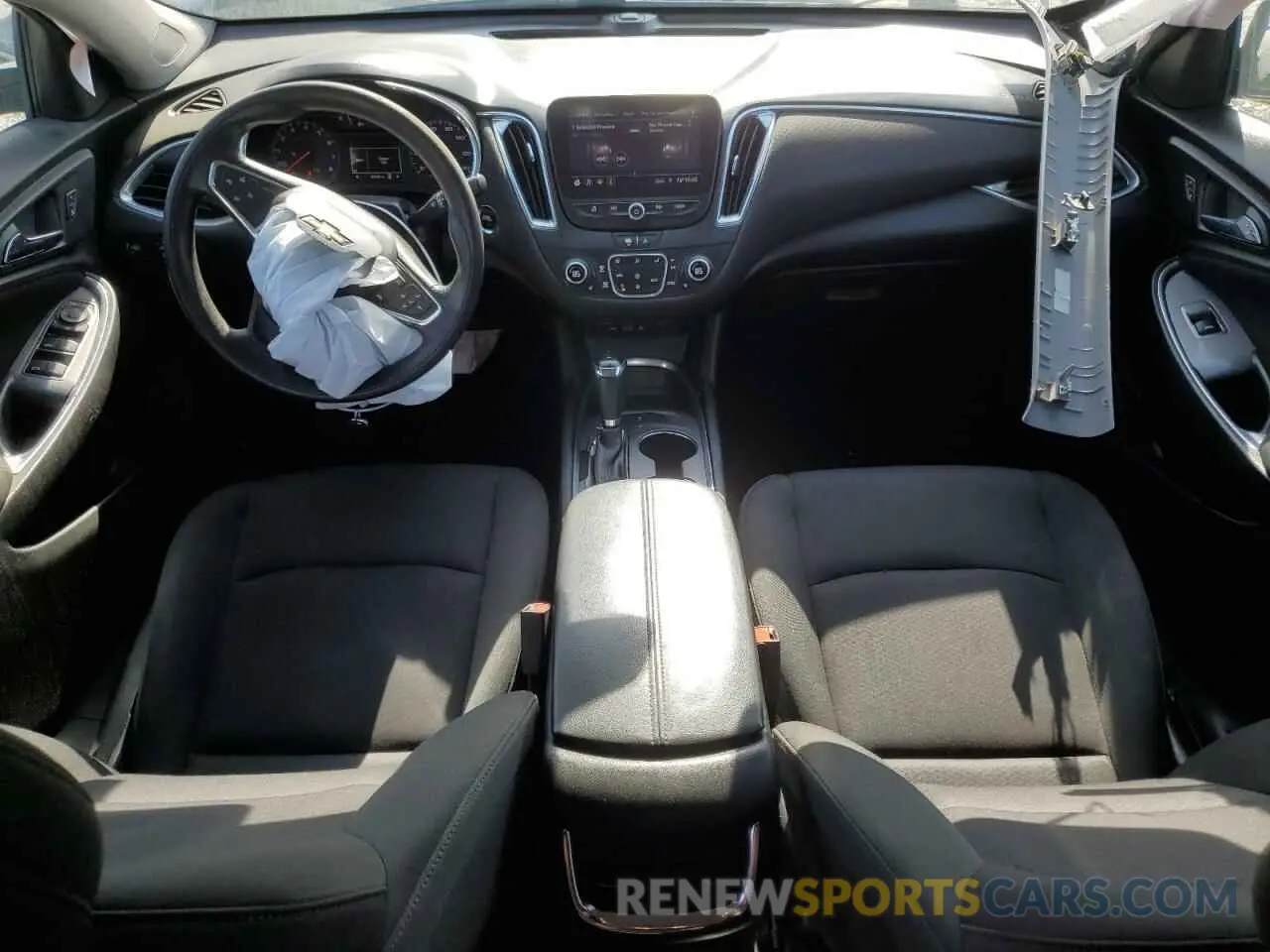 8 fotografías del automóvil dañado 1G1ZD5ST6LF075666 CHEVROLET MALIBU 2020