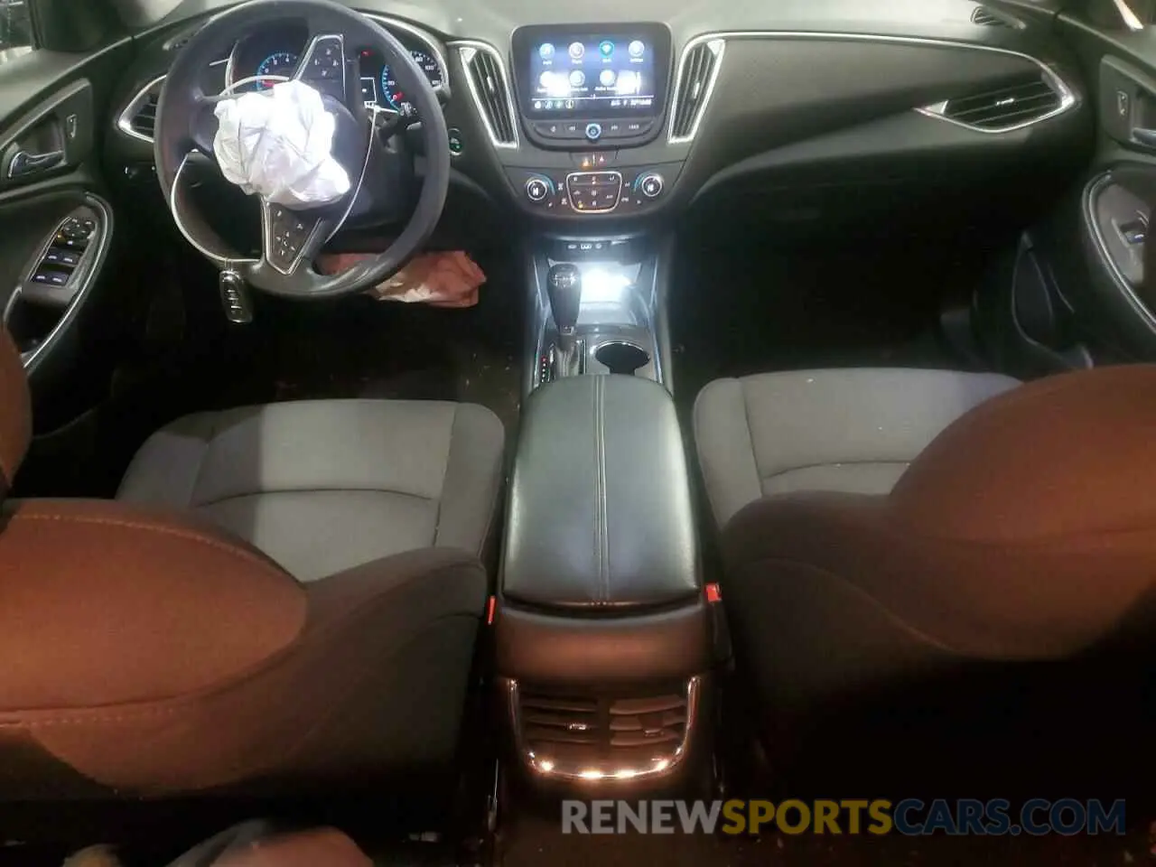 8 fotografías del automóvil dañado 1G1ZD5ST6LF098820 CHEVROLET MALIBU 2020
