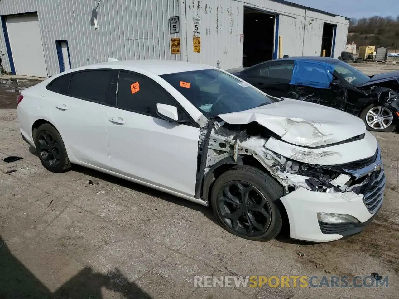 4 fotografías del automóvil dañado 1G1ZD5ST6LF109217 CHEVROLET MALIBU 2020