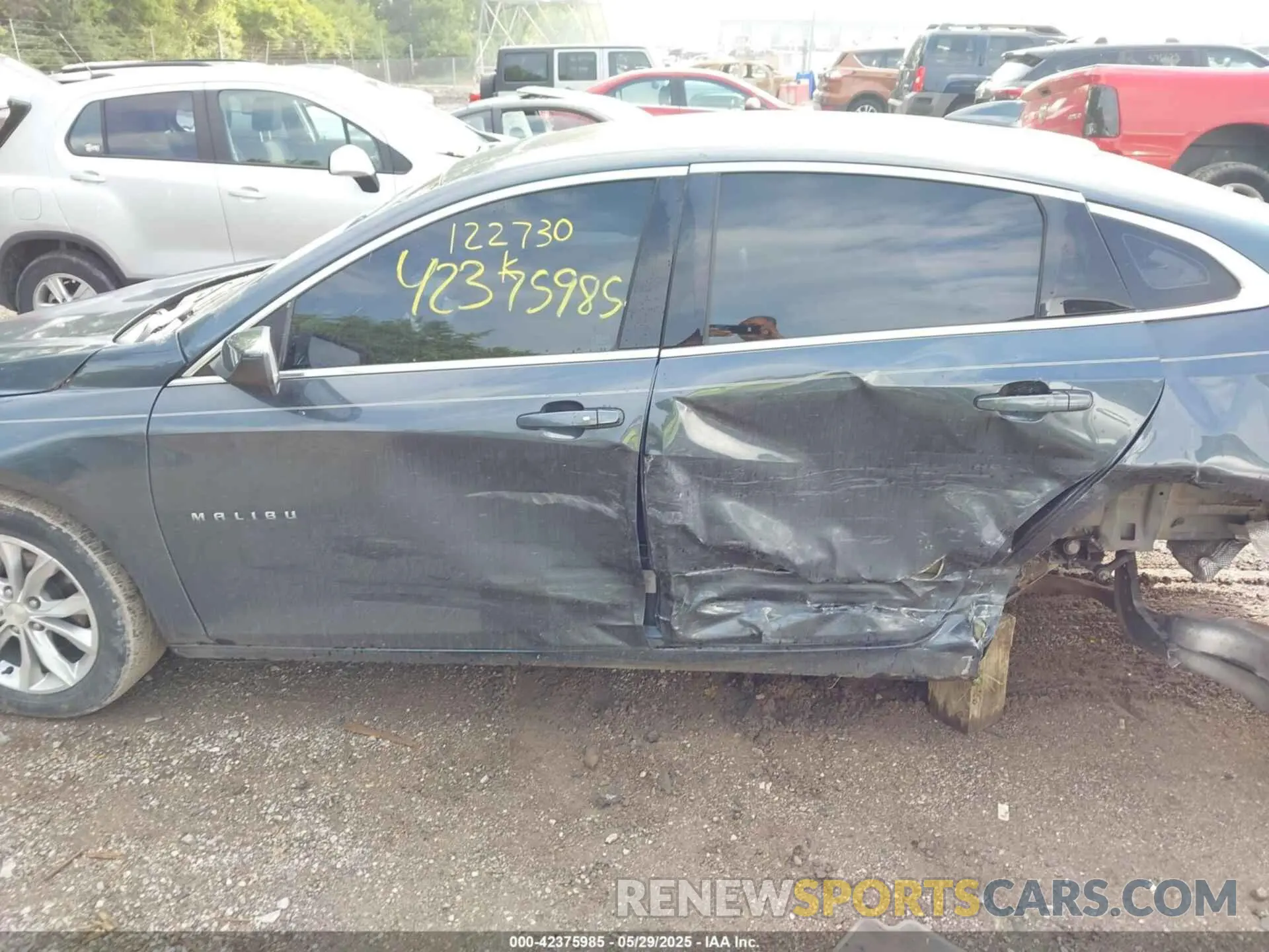 14 fotografías del automóvil dañado 1G1ZD5ST6LF122730 CHEVROLET MALIBU 2020
