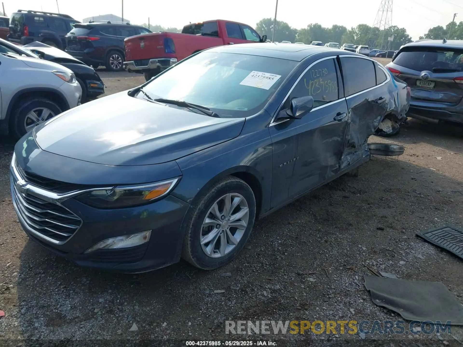 2 fotografías del automóvil dañado 1G1ZD5ST6LF122730 CHEVROLET MALIBU 2020