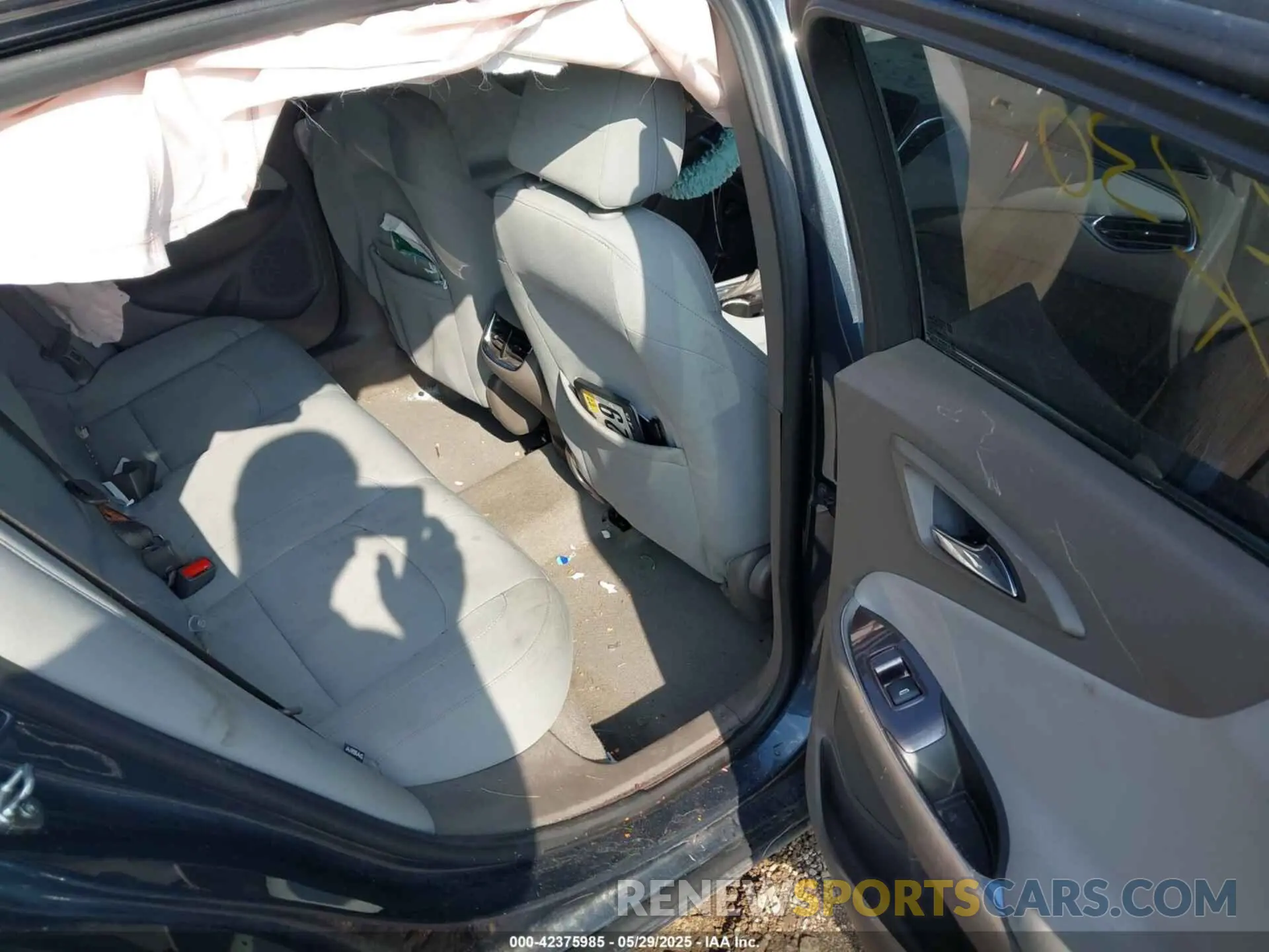8 fotografías del automóvil dañado 1G1ZD5ST6LF122730 CHEVROLET MALIBU 2020