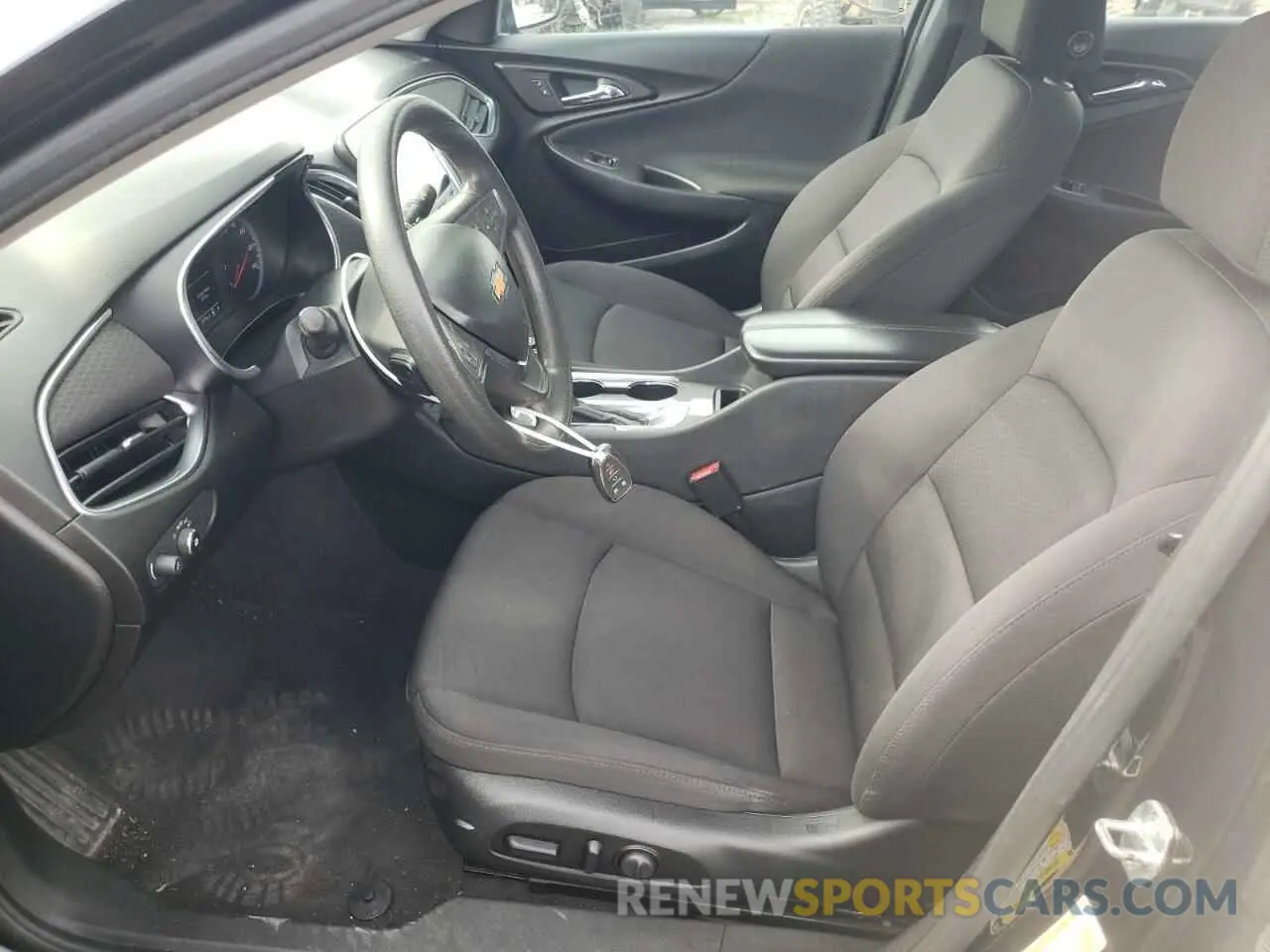 7 fotografías del automóvil dañado 1G1ZD5ST7LF052817 CHEVROLET MALIBU 2020