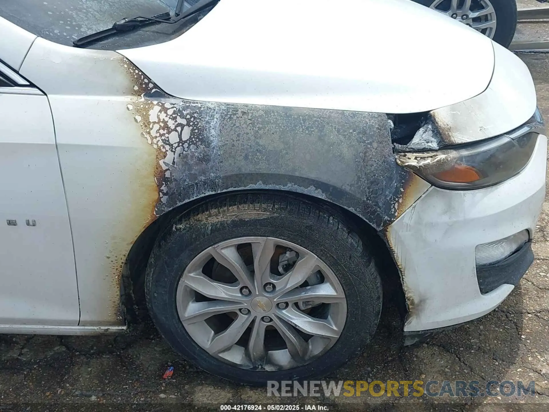 14 fotografías del automóvil dañado 1G1ZD5ST7LF093769 CHEVROLET MALIBU 2020