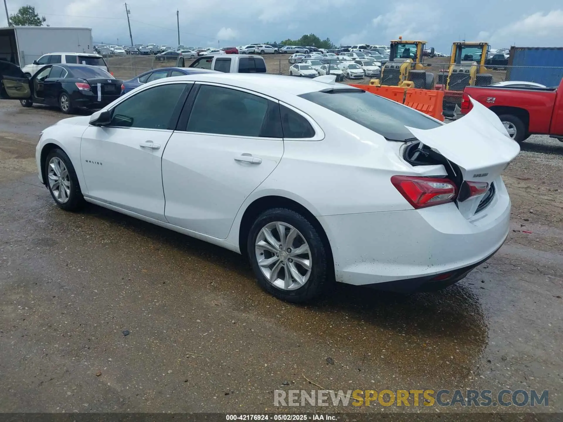 3 fotografías del automóvil dañado 1G1ZD5ST7LF093769 CHEVROLET MALIBU 2020