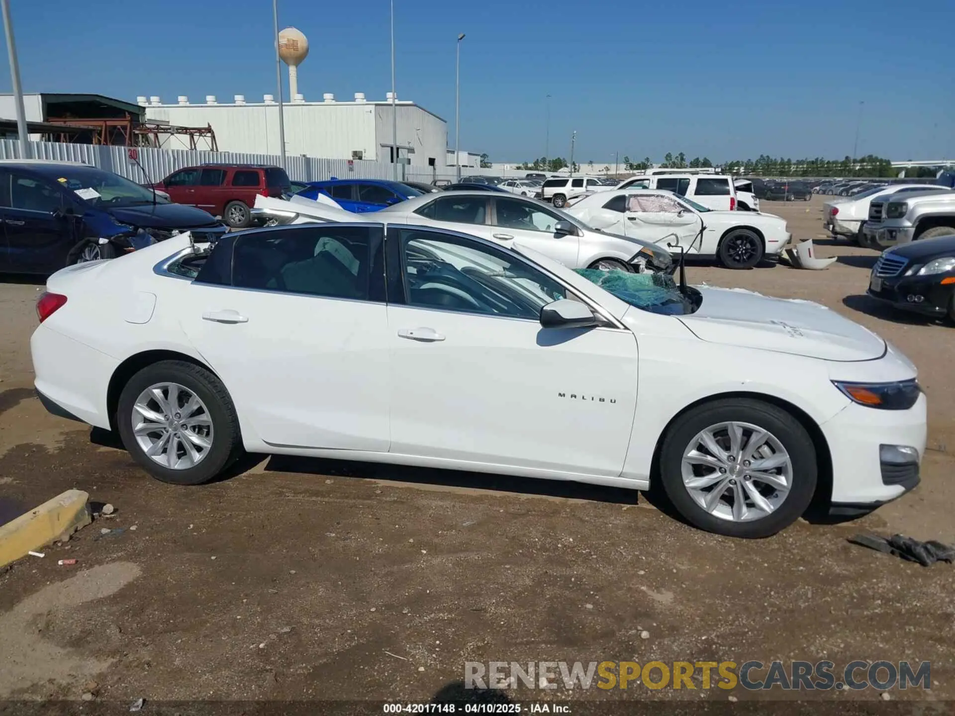 13 fotografías del automóvil dañado 1G1ZD5ST7LF093870 CHEVROLET MALIBU 2020