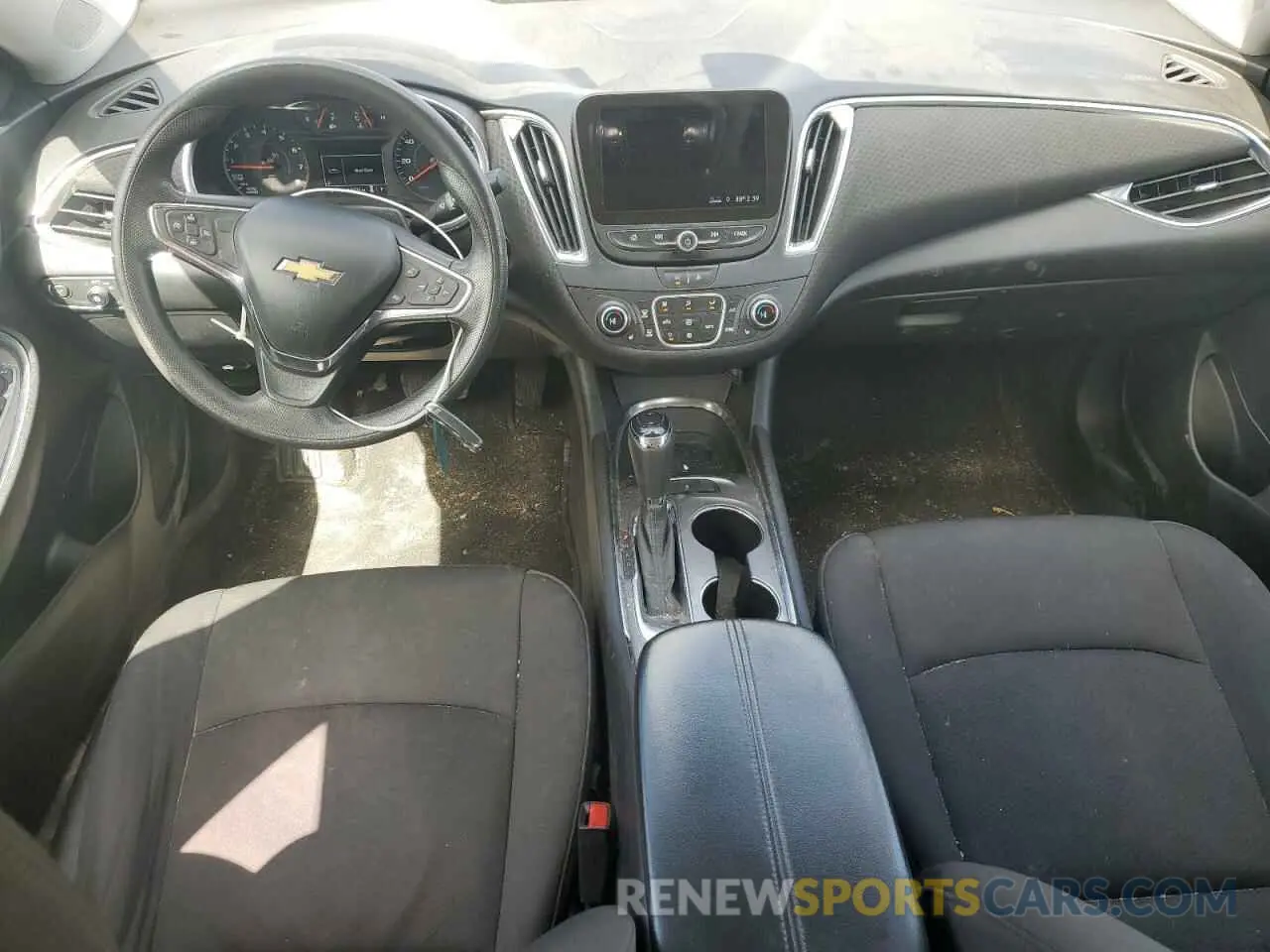 8 fotografías del automóvil dañado 1G1ZD5ST7LF099782 CHEVROLET MALIBU 2020