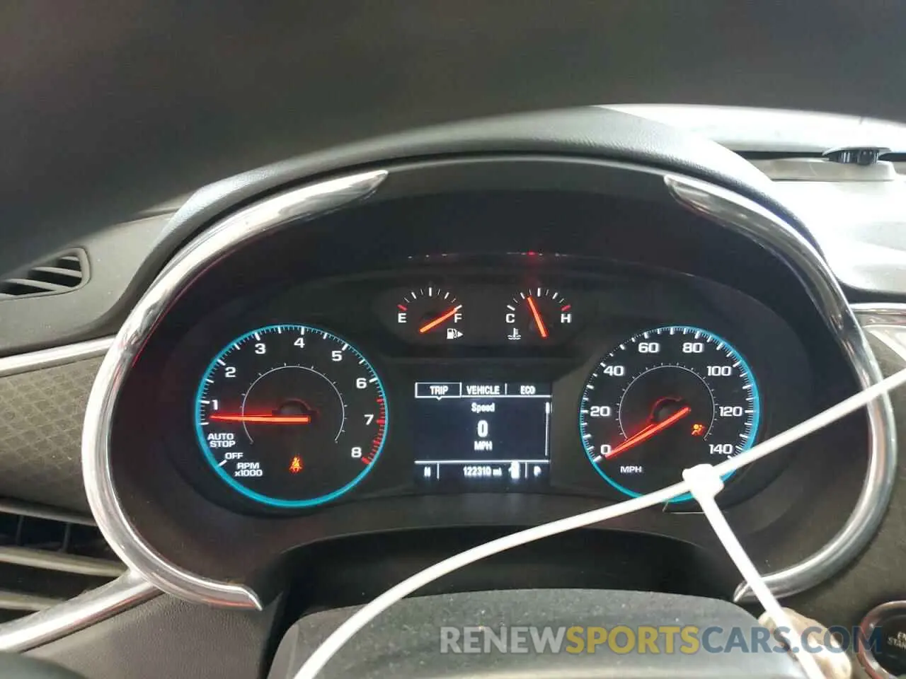 9 fotografías del automóvil dañado 1G1ZD5ST7LF105886 CHEVROLET MALIBU 2020
