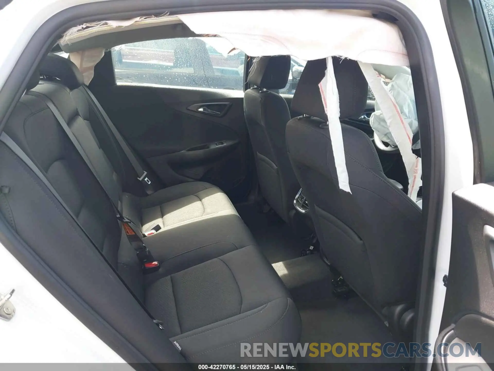 8 fotografías del automóvil dañado 1G1ZD5ST7LF154909 CHEVROLET MALIBU 2020